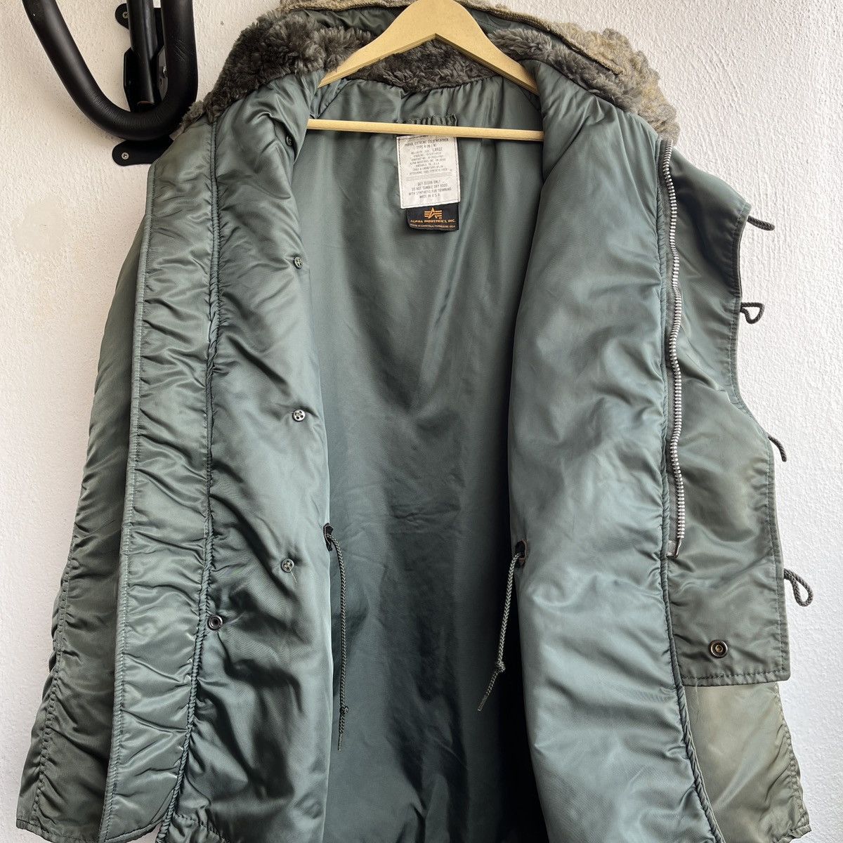 Alpha Industries × Avirex VINTAGE ALPHA INDUSTRIES AVIREX N-3B BOMBER FLIGHT JACKET Size US L / EU 52-54 / 3 - 16 Thumbnail