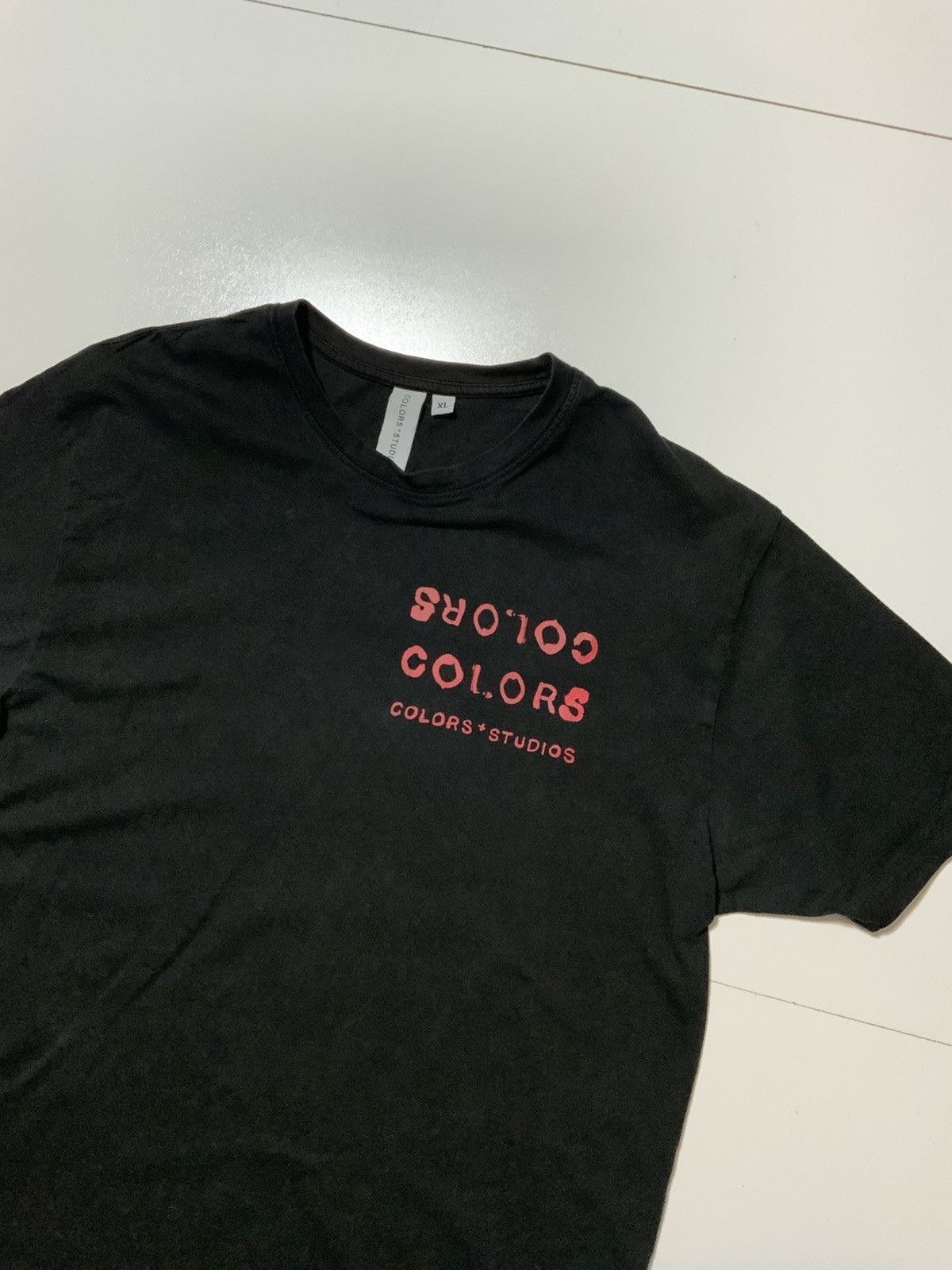 Other ColorsXStudios Colors Music Media Black Red Graphic T-Shirt Size US XL / EU 56 / 4 - 3 Thumbnail