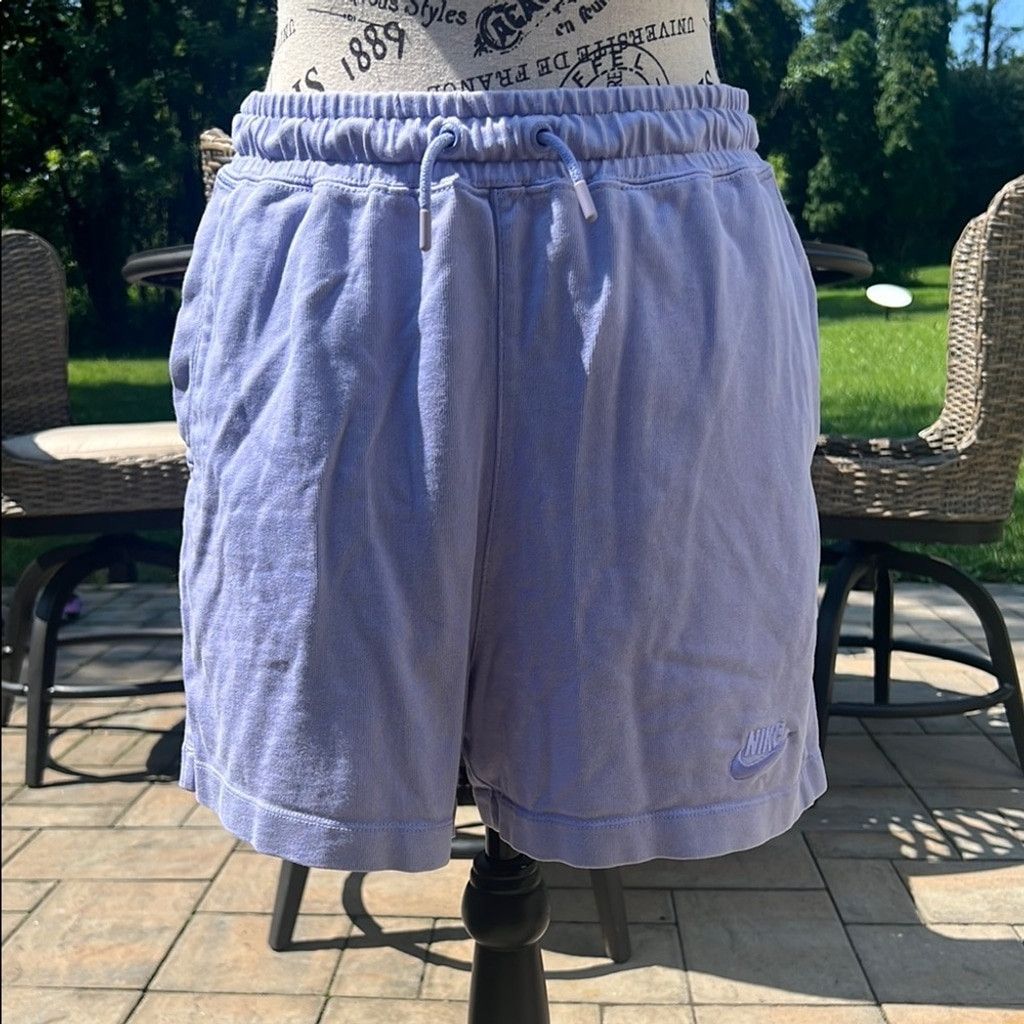 Nike Nike Purple and Blue Athletic Shorts Lightweight Design Size 26" / US 2 / IT 38 - 1 Thumbnail