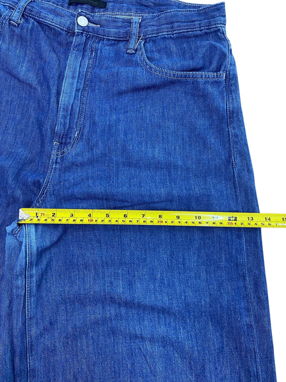 Uniqlo Uniqlo Blue Wash Baggy Style Soft Jeans Size US 34 / EU 50 - 10 Thumbnail
