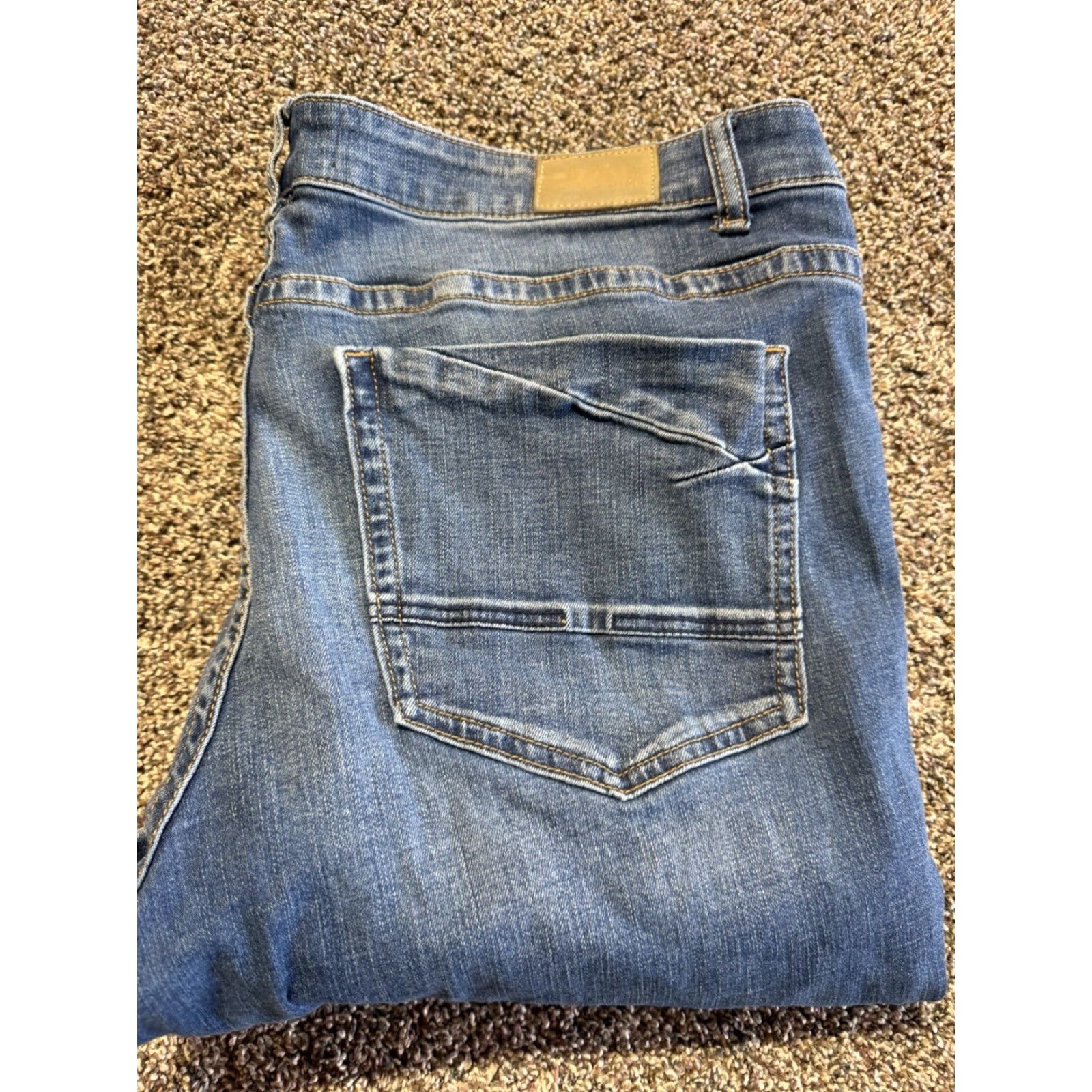 Vintage BKE Buckle Payton Men Jeans Size 38 Blue Denim Mid Rise Bootcut 38X35 Size US 38 / EU 54 - 3 Thumbnail