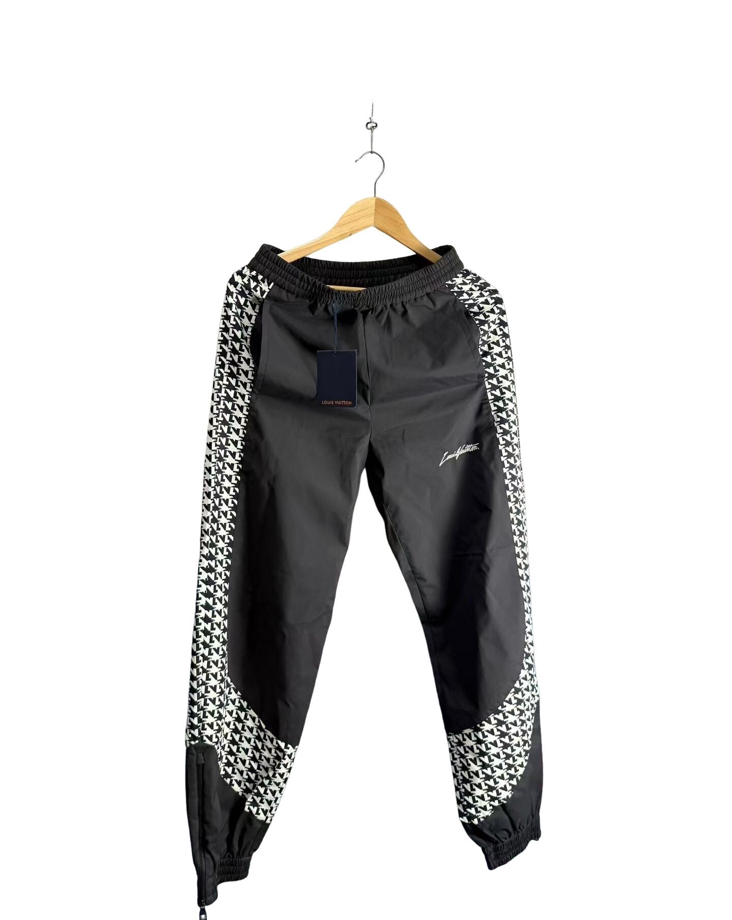 Louis Vuitton Louis Vuitton Houndstooth Spliced Track Pants 27 Size US 27 - 1 Thumbnail