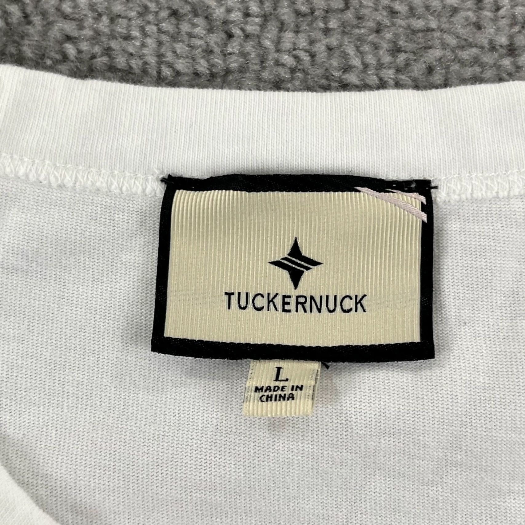 Vintage VINTAGE TuckerNuck Women's White Crewneck T-Shirt Casual Workwear Cotton Short Sleeve Large Size L / US 10 / IT 46 - 2 Thumbnail