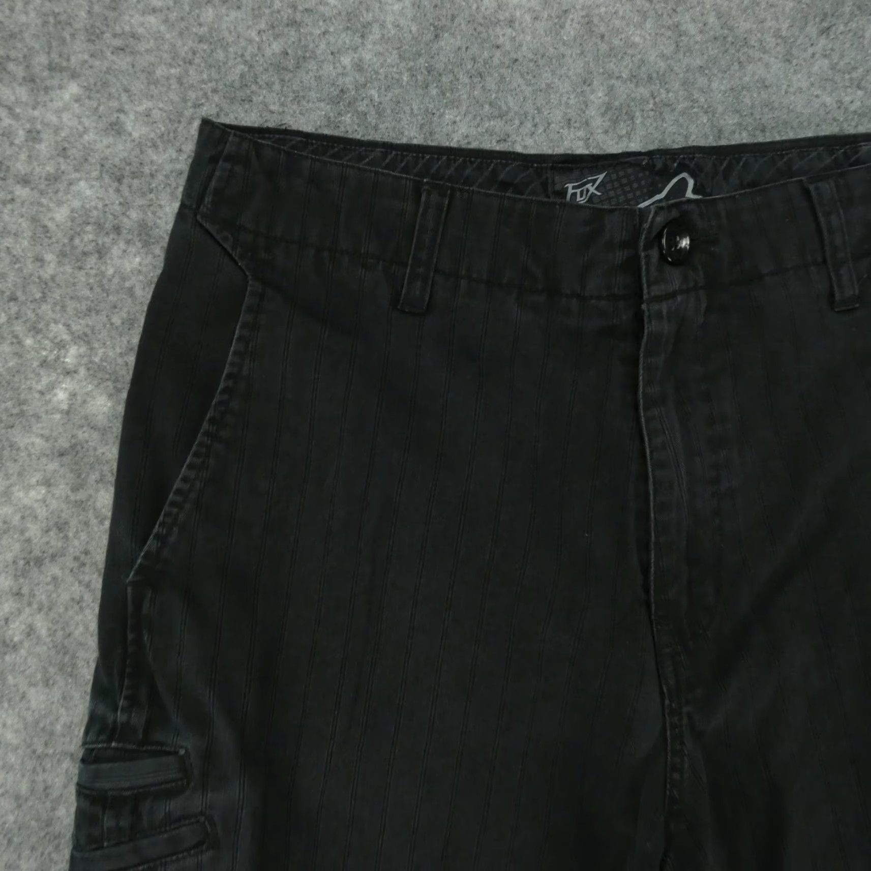 Vintage Fox Shorts Mens 31 Chino Flat Front Black Striped Embroidered Fox Head Size US 31 - 2 Thumbnail