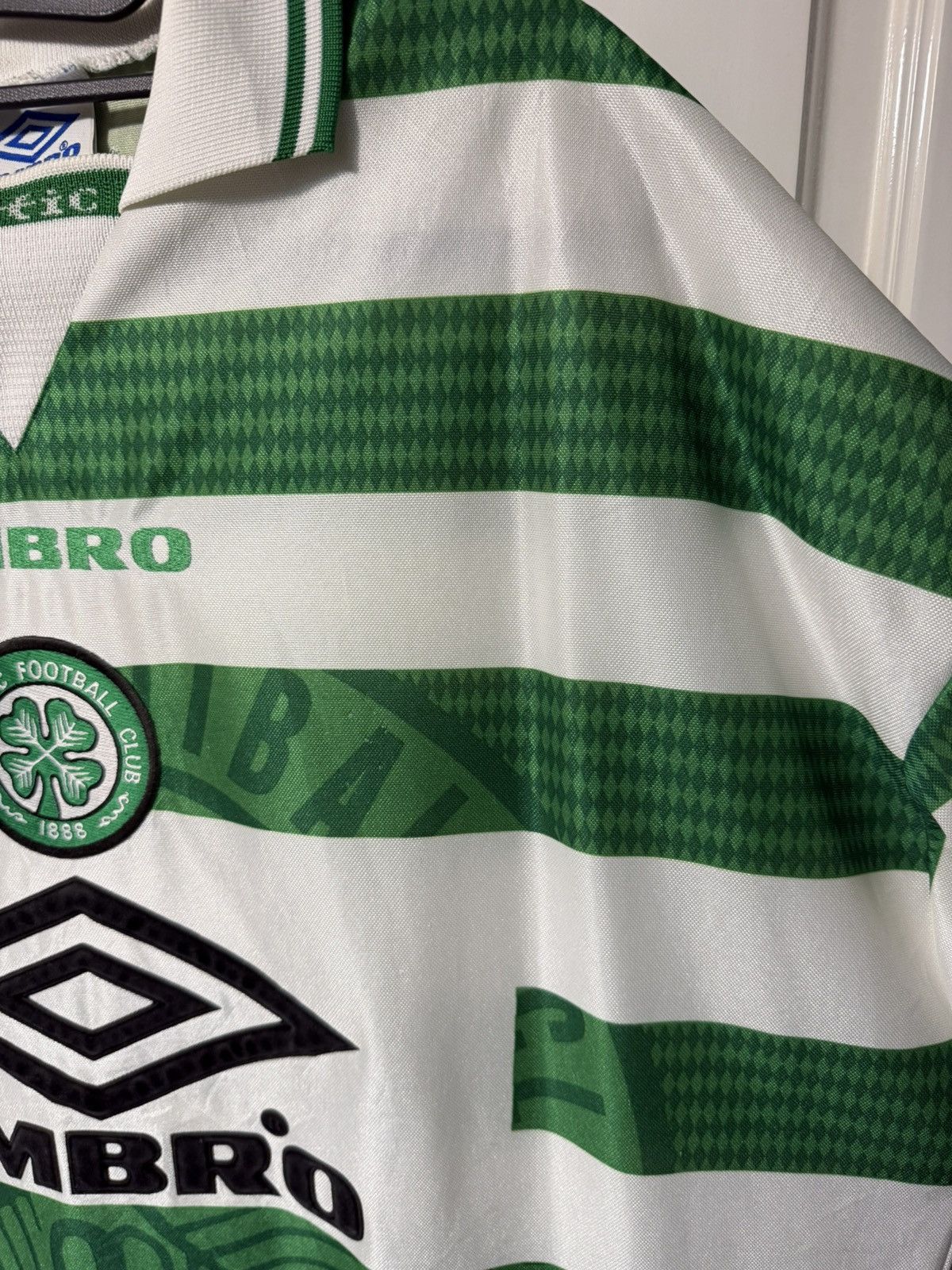 Umbro 1997/99 Celtic FC jersey Home #7 Larsson XXL Size Size US XXL / EU 58 / 5 - 19 Thumbnail