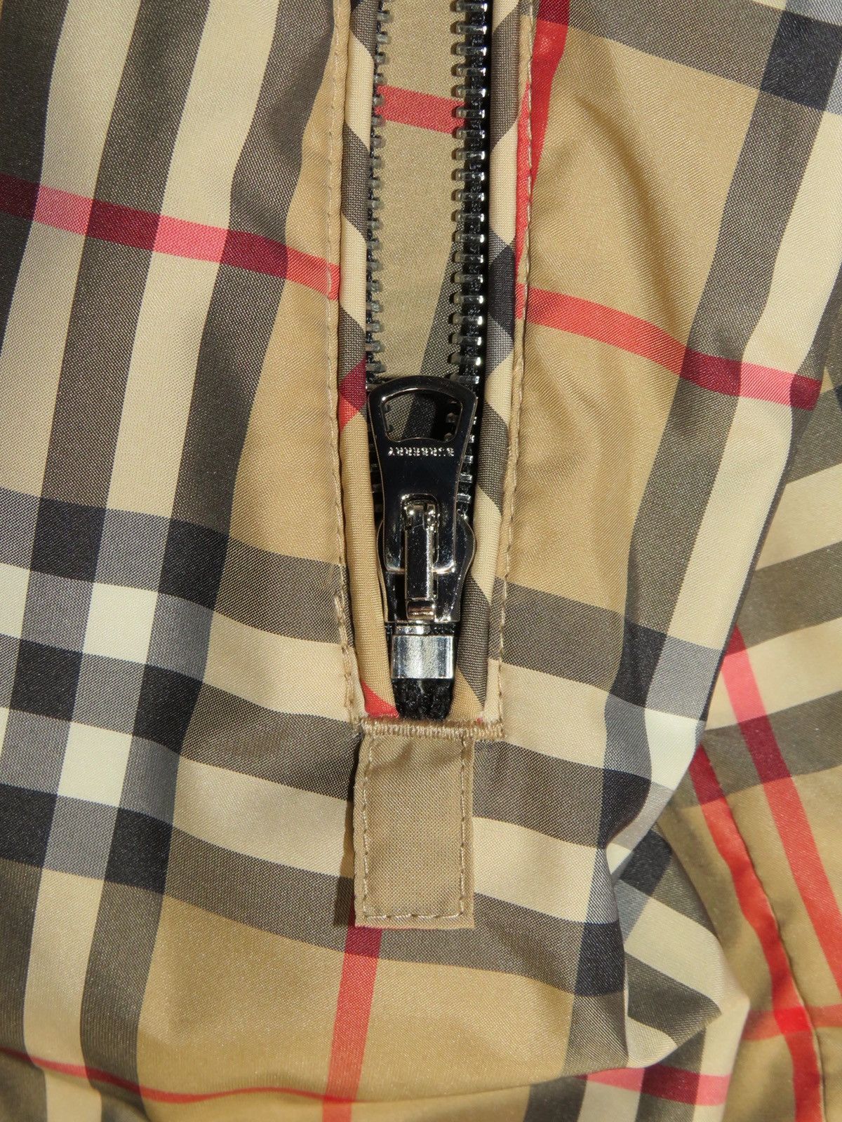 Burberry Burberry Reversible Check Hooded Jacket EUC Size US M / EU 48-50 / 2 - 6 Thumbnail