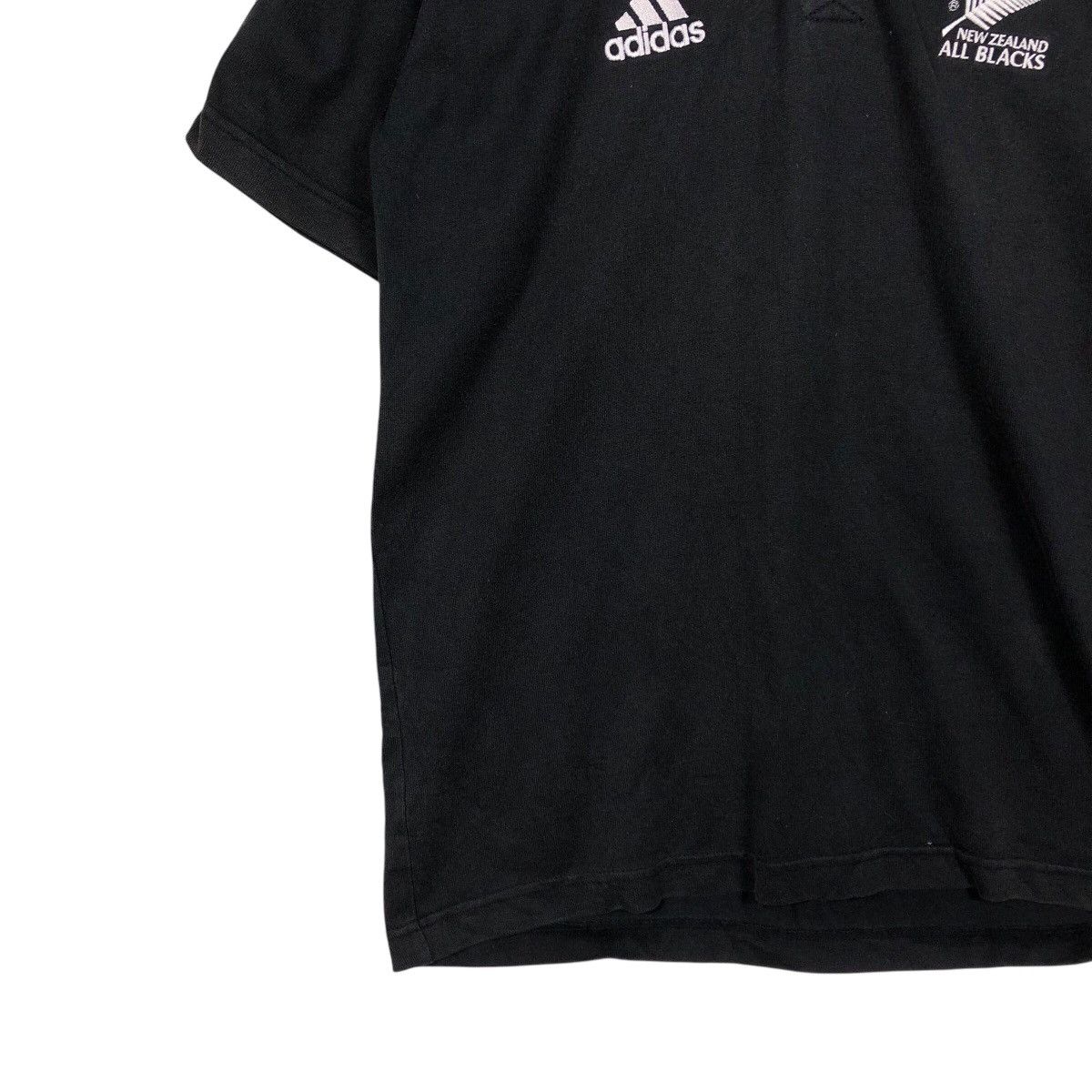 Adidas 📌Vintage Adidas All Black Rugby Polo Collar Big Logo Size US M / EU 48-50 / 2 - 5 Thumbnail