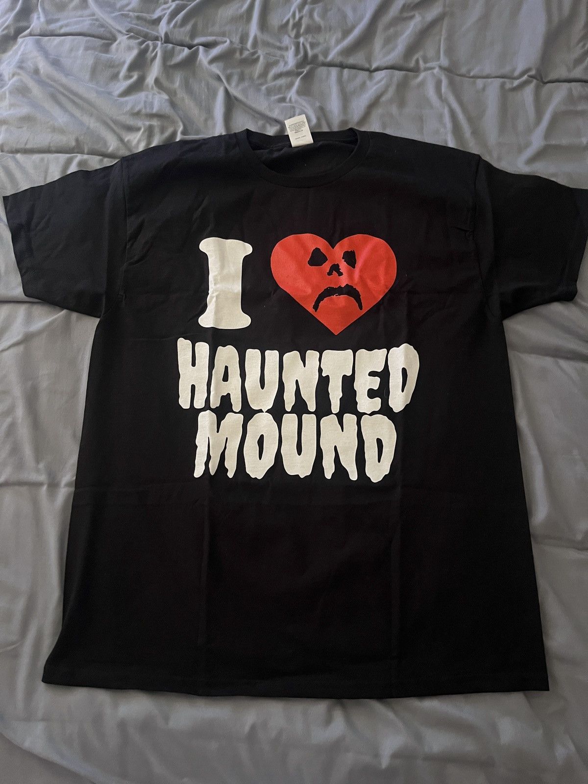 Haunted Mound Haunted Mound Sematary First Show Heart Tee Size US M / EU 48-50 / 2 - 4 Thumbnail