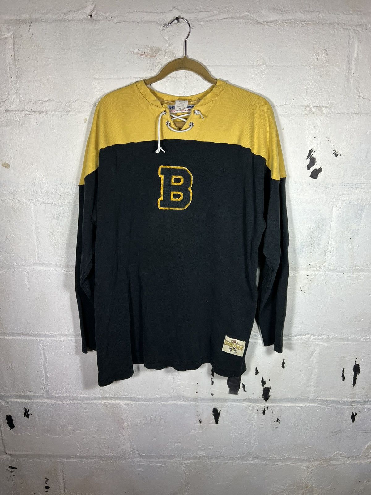 image of Ebbets Field Flannels Boston Bruins Hockey Nhl Jersey Shirt in Black, Men's (Size XL)