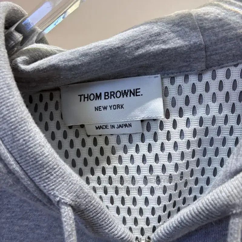 Thom Browne Thom Browne Gray Long Sleeve Cardigan for Women . Size S / US 4 / IT 40 - 4 Thumbnail