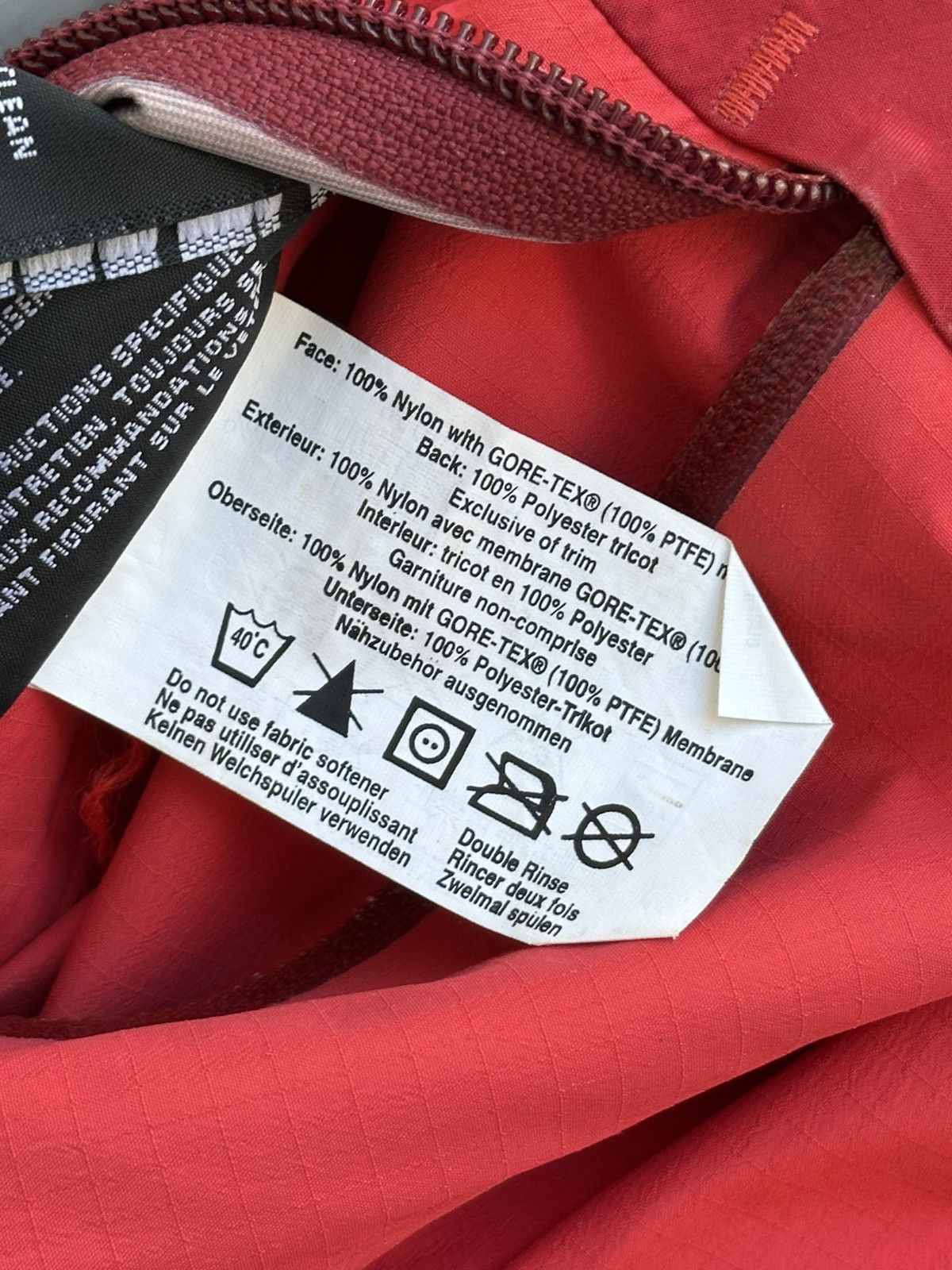 Arc'teryx Vintage Arc’teryx Beta AR Gore-Tex XCR Hardshell Jacket XS Size XS / US 0-2 / IT 36-38 - 14 Thumbnail
