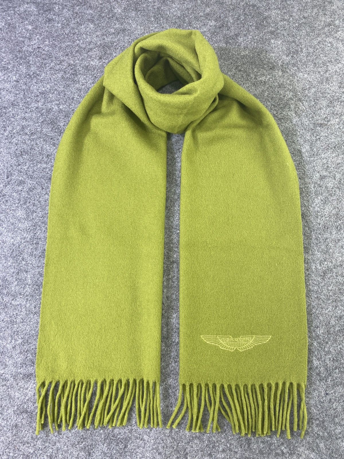 Vintage Aston Martin Scarf / Muffler / Neckwear -T771 Size ONE SIZE - 1 Thumbnail