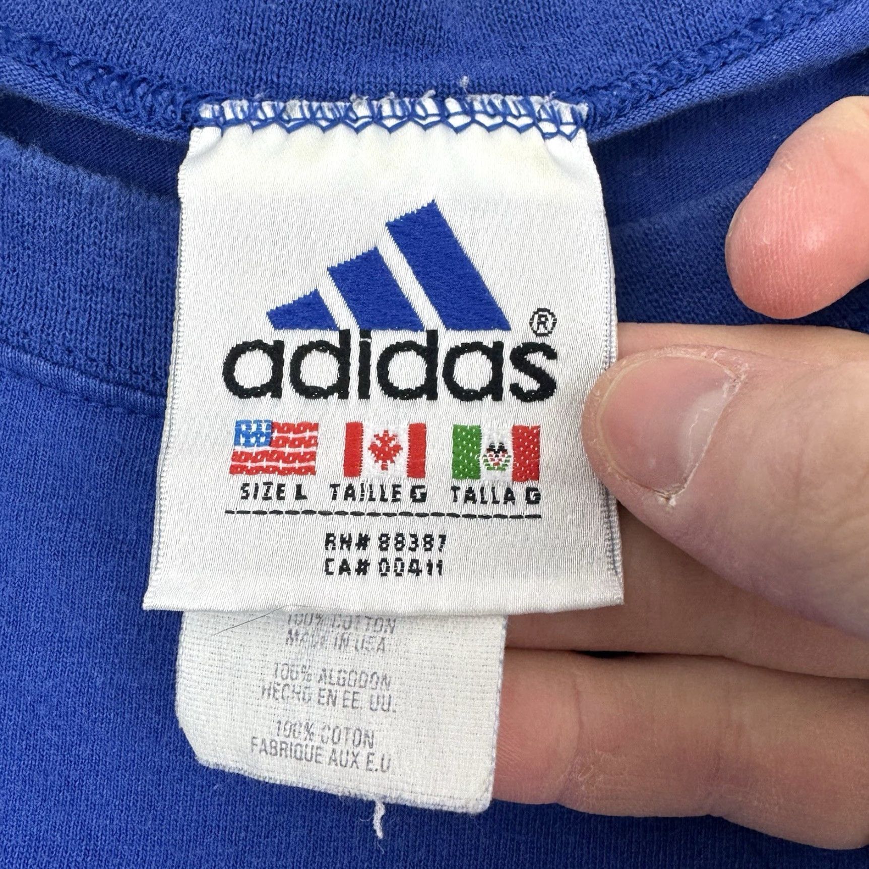 Adidas VINTAGE adidas T Shirt Adult Large Sports Soccer 3 Stripes Embroidery Logo 90s Size US L / EU 52-54 / 3 - 5 Thumbnail