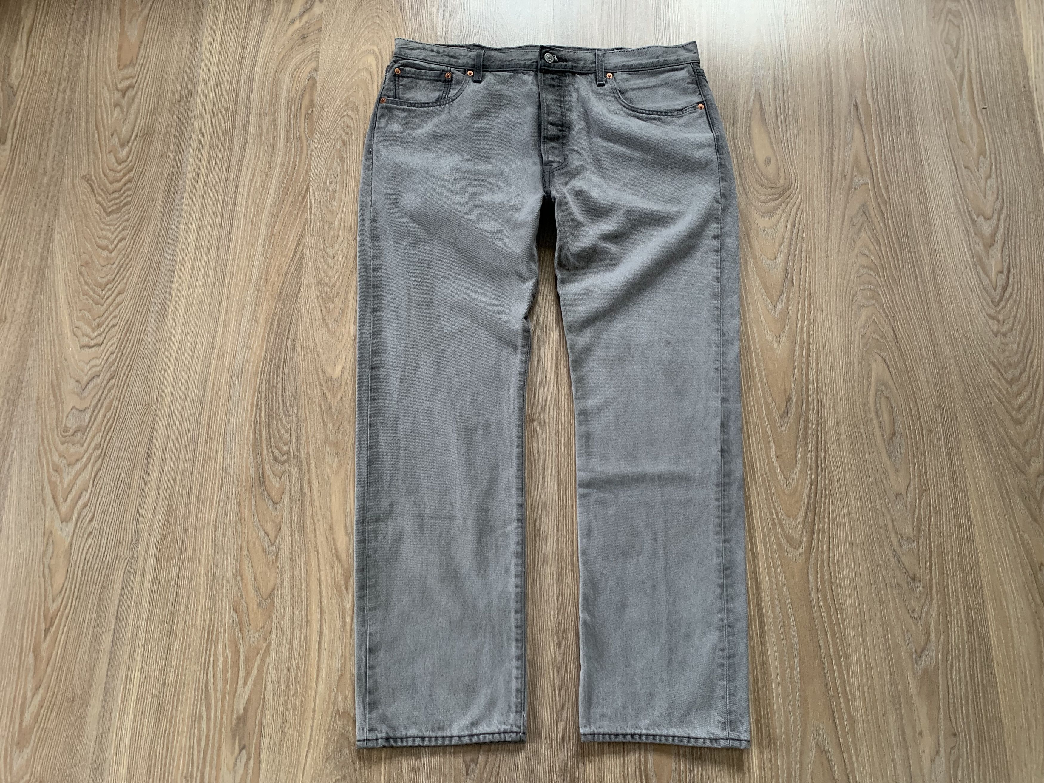 Levi's Levi's Premium 501 Gray Light Wax Button Fly Jeans Size US 38 / EU 54 - 2 Thumbnail