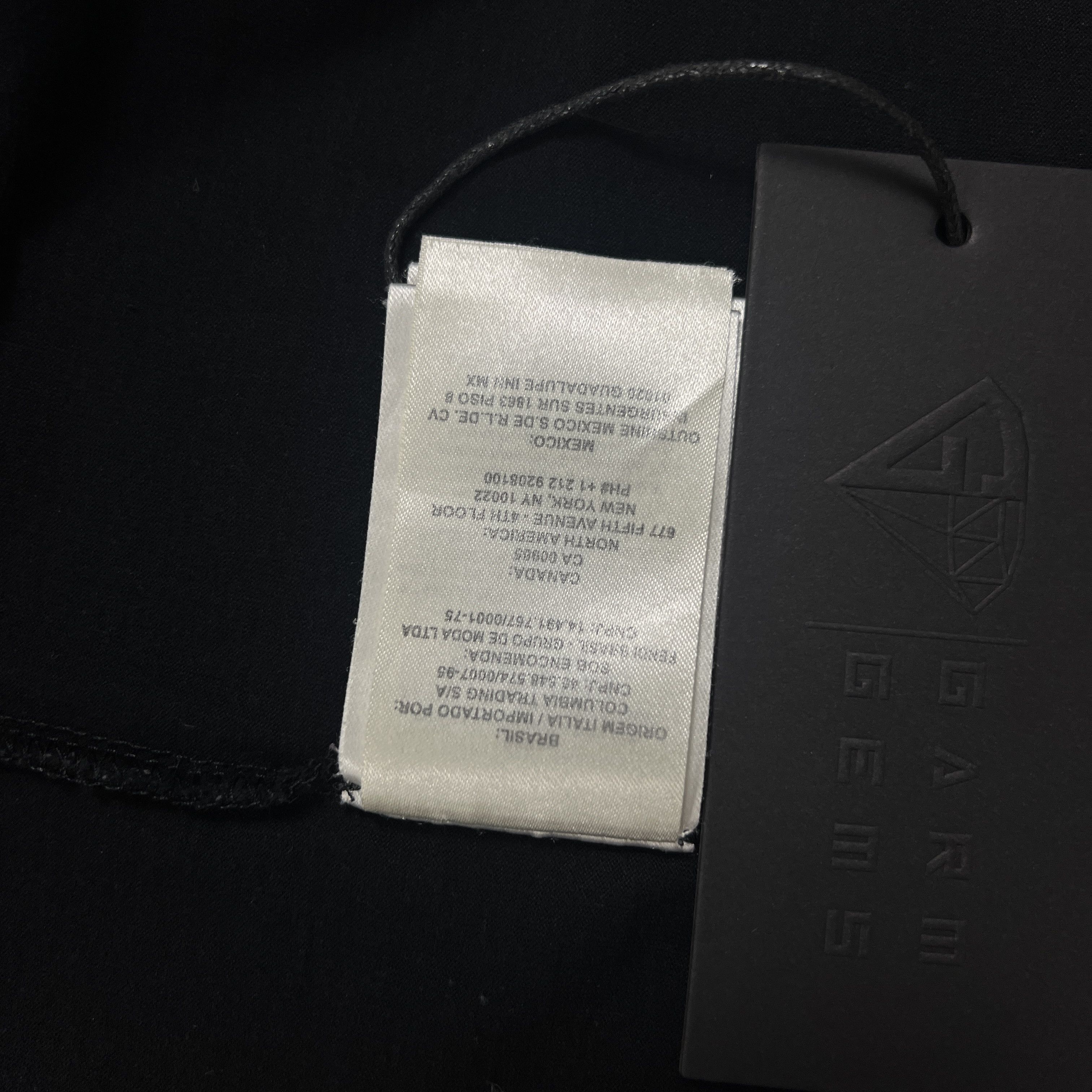 Fendi Fendi Scales Logo T-Shirt Size US M / EU 48-50 / 2 - 10 Thumbnail