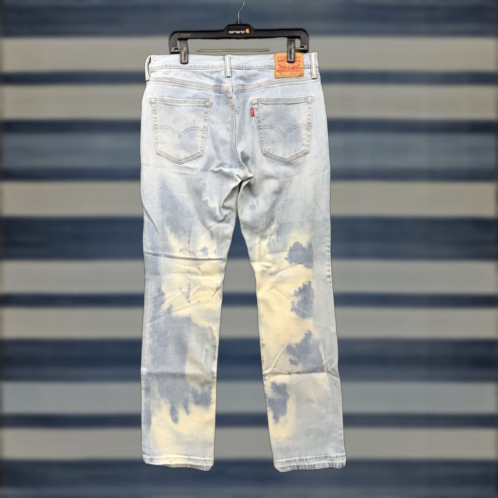 Levi's VINTAGE Levis 514 Jeans Mens 34x34 Blue Denim Straight Regular Cowboy Bleach Acid Wash Size US 34 / EU 50 - 1 Thumbnail