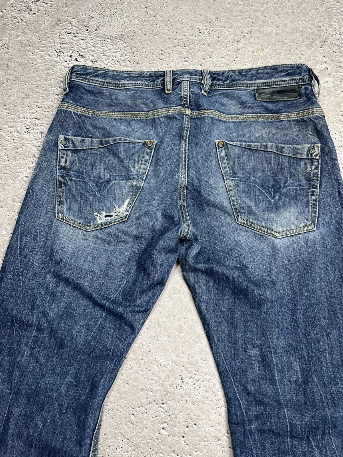 Diesel Diesel Krooley Distressed Faded Blue Denim Jeans Size 32 Size US 32 / EU 48 - 17 Thumbnail