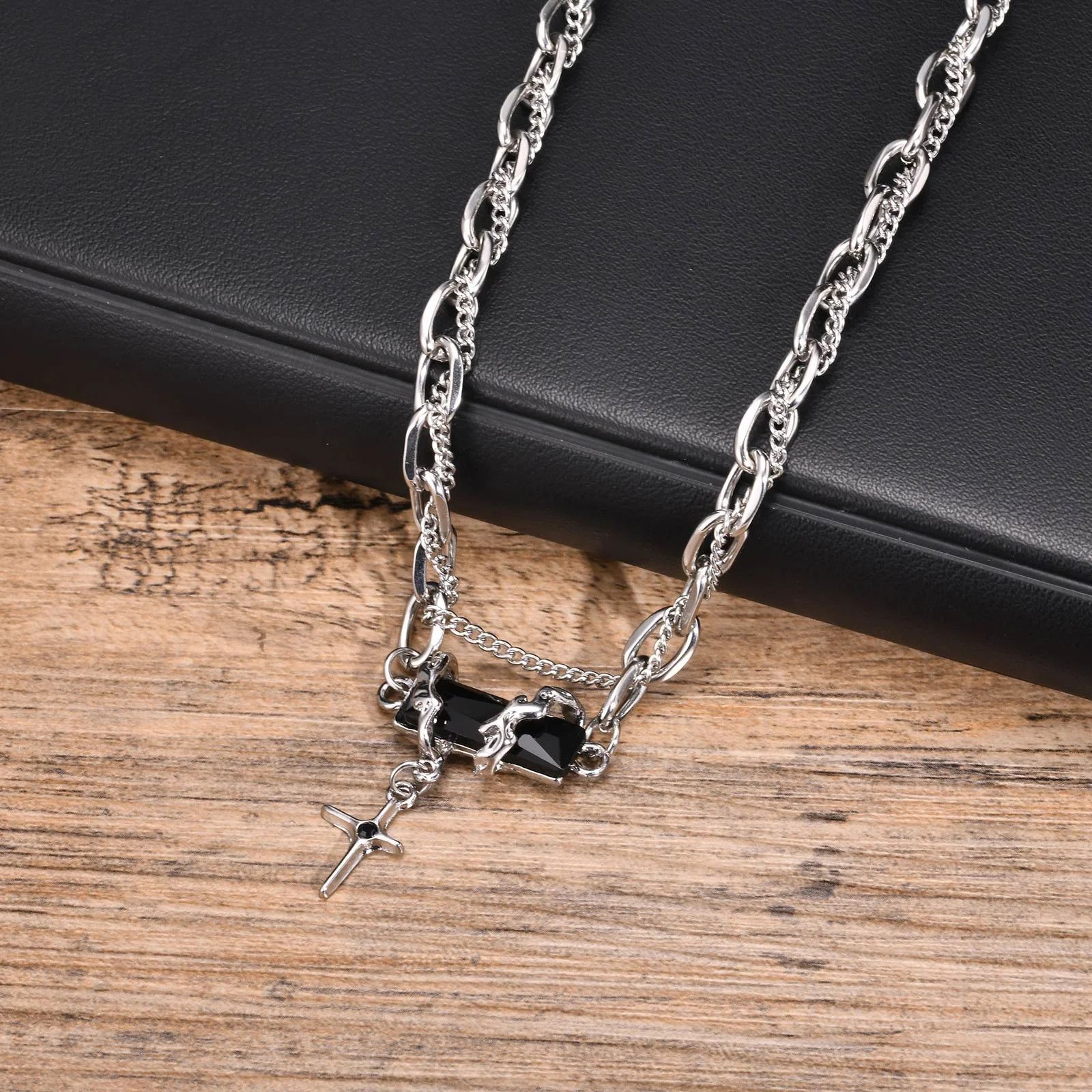 Jewelry × Vintage Gothic Cross Necklace Size ONE SIZE - 4 Thumbnail