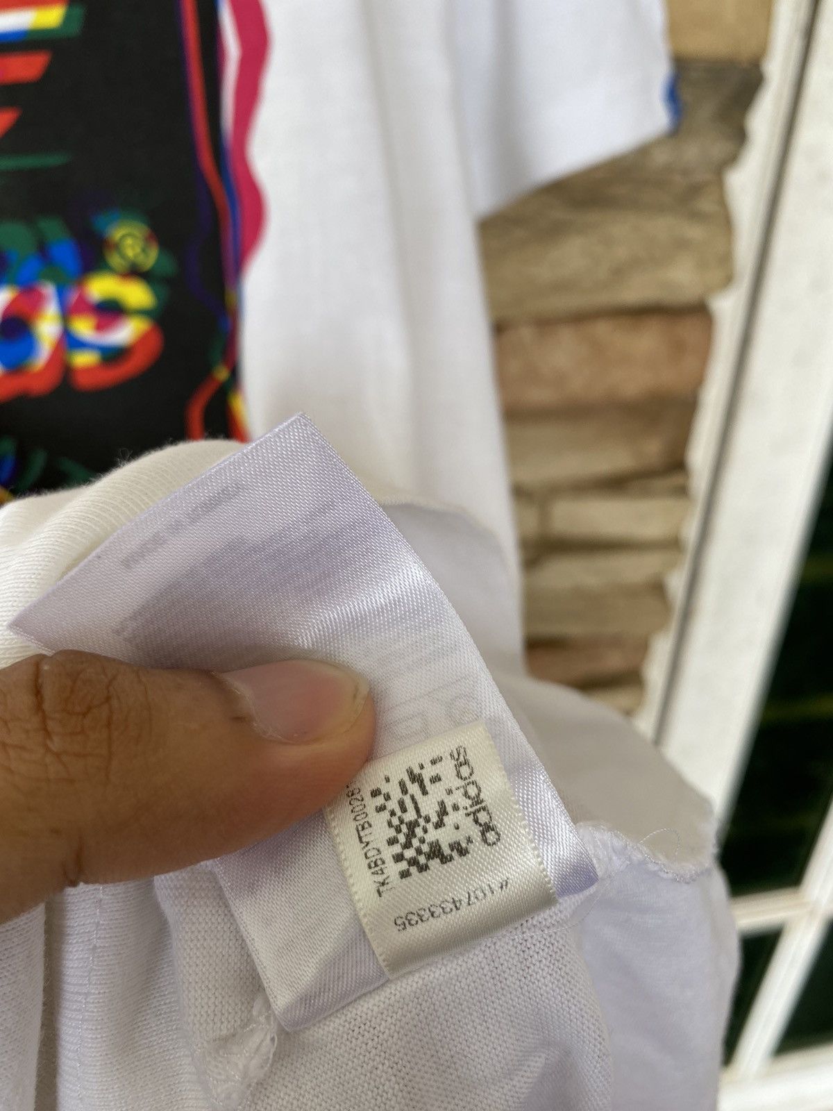 Adidas Adidas Box Logo Tees Size US L / EU 52-54 / 3 - 8 Thumbnail