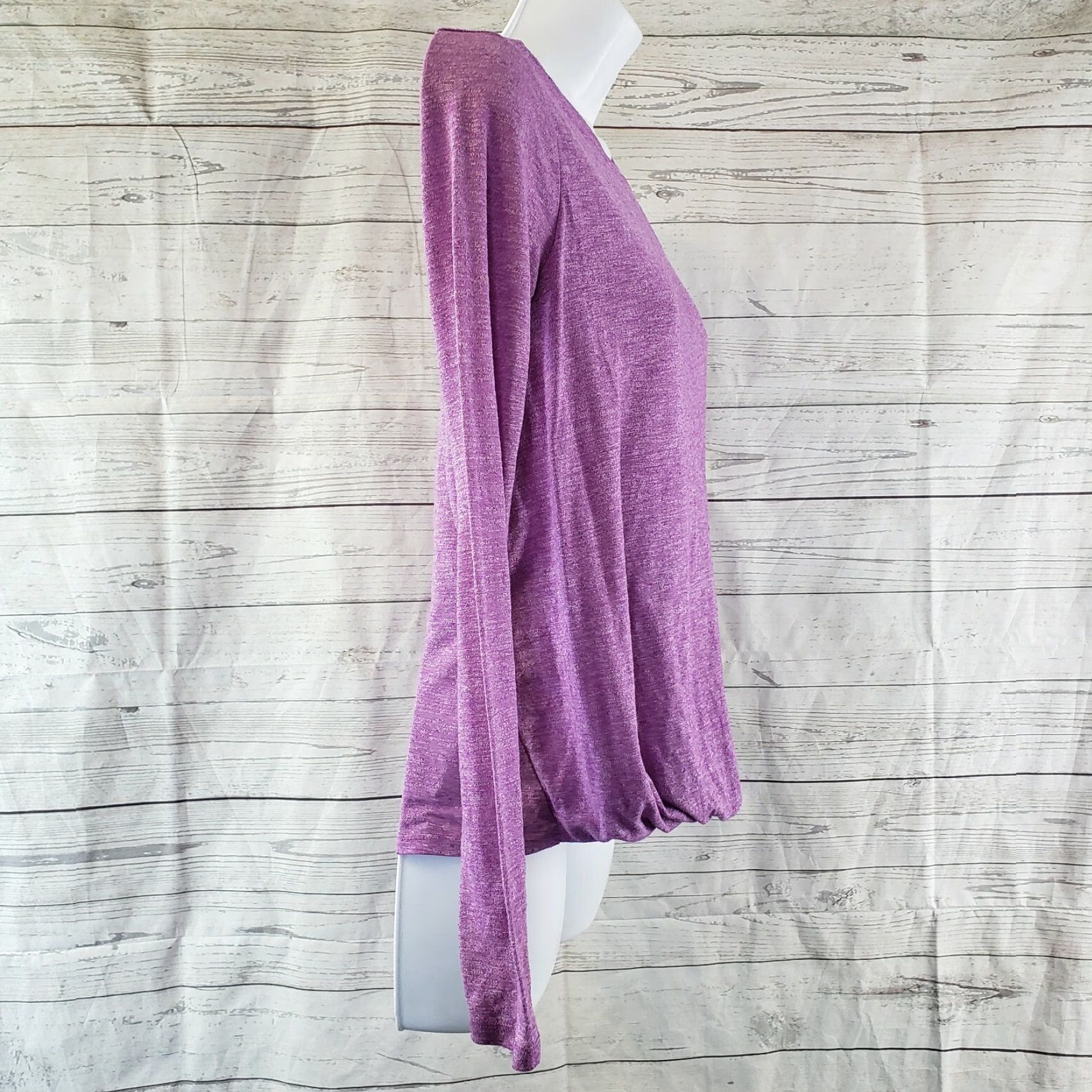 Athleta Athleta Womens Suri Bubble Hem Top | 2XS | Purple | Long Sleeve | Activewear | Pullover | Polyester Rayon Blend | Women’s Tops (2XS) Size XXS / US 00 / IT 34 - 2 Thumbnail