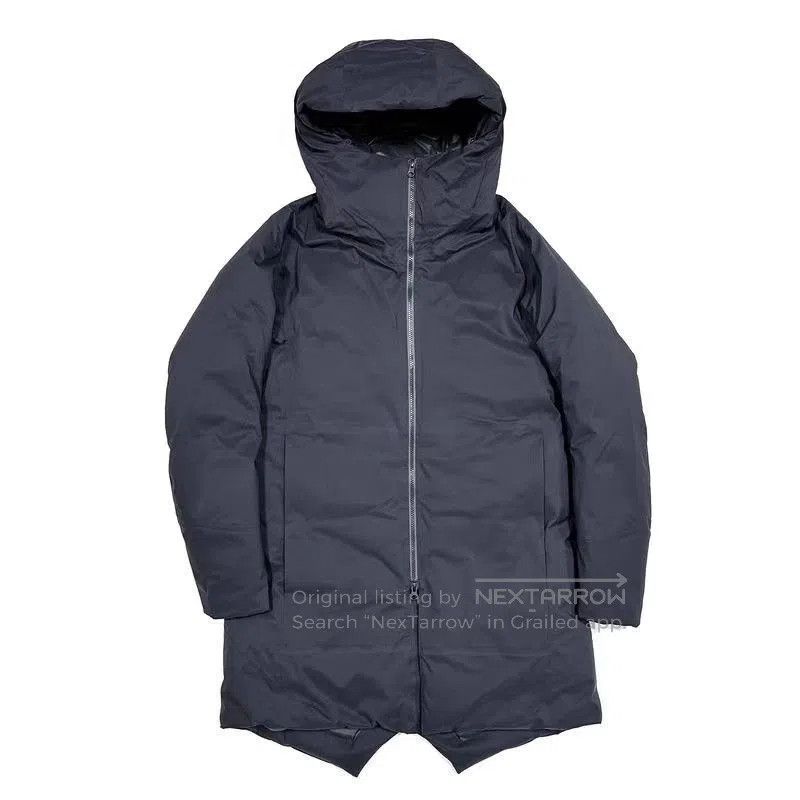 Attachment Black Hooded Parka - Size M. Size US M / EU 48-50 / 2 - 1 Thumbnail