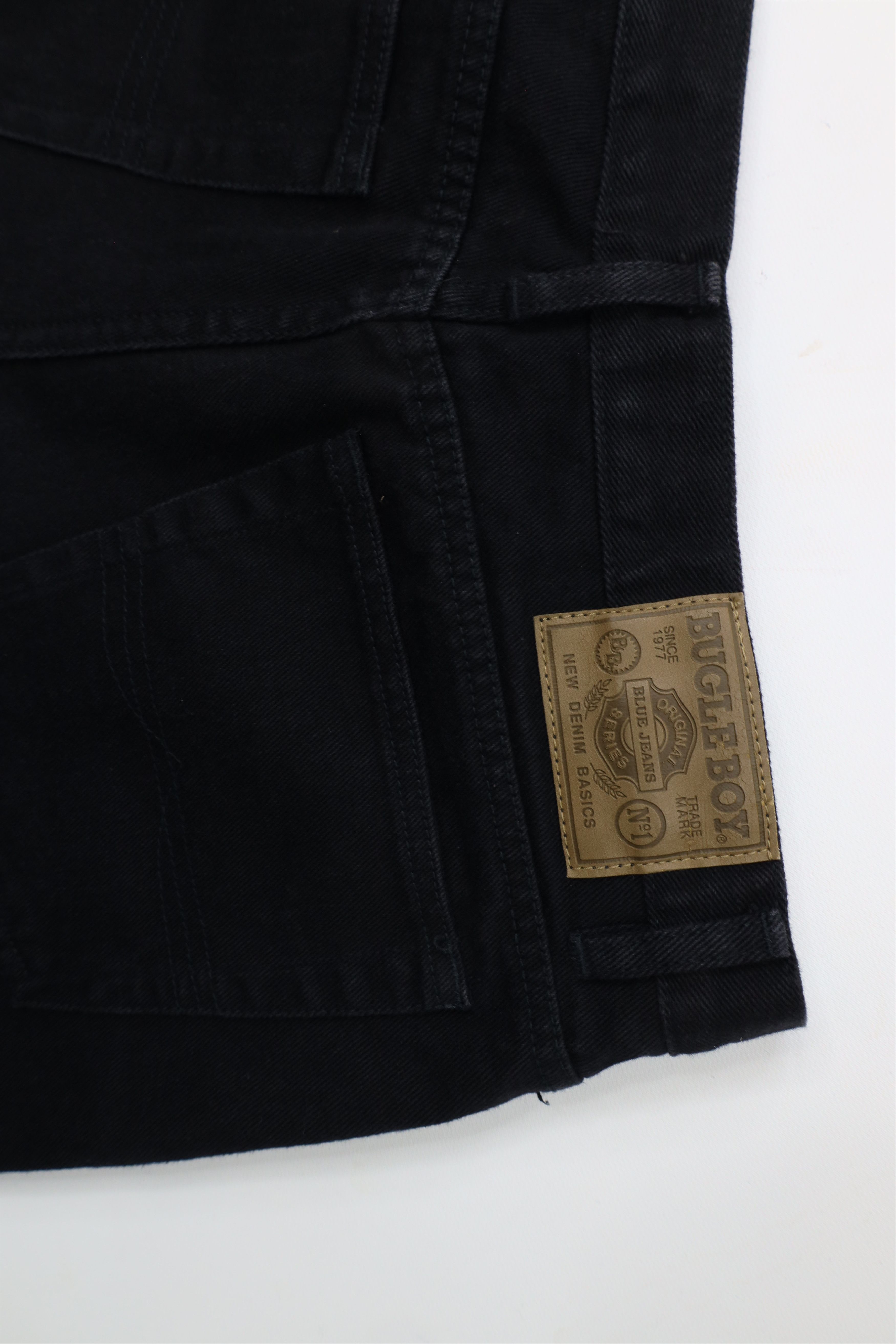 Vintage Vintage 90s Streetwear Relaxed Fit Tapered Leg Denim Jeans Size US 34 / EU 50 - 12 Thumbnail