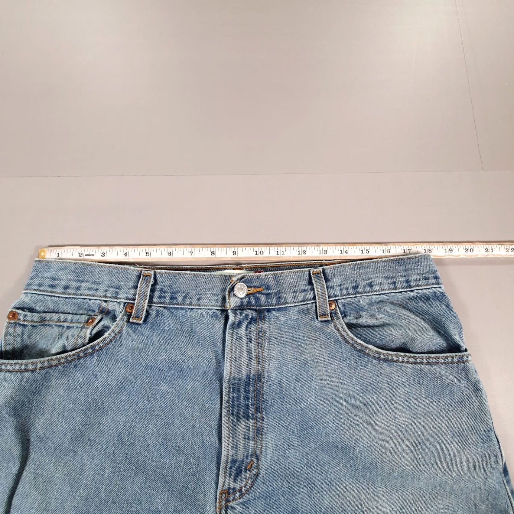 Levi's VINTAGE Levi's 517 Jeans Mens Blue W38 L30 Bootcut Zip Fly 100% Cotton Denim Jeans Men's 5-Pocket Bootcut N/A Size US 38 / EU 54 - 5 Thumbnail