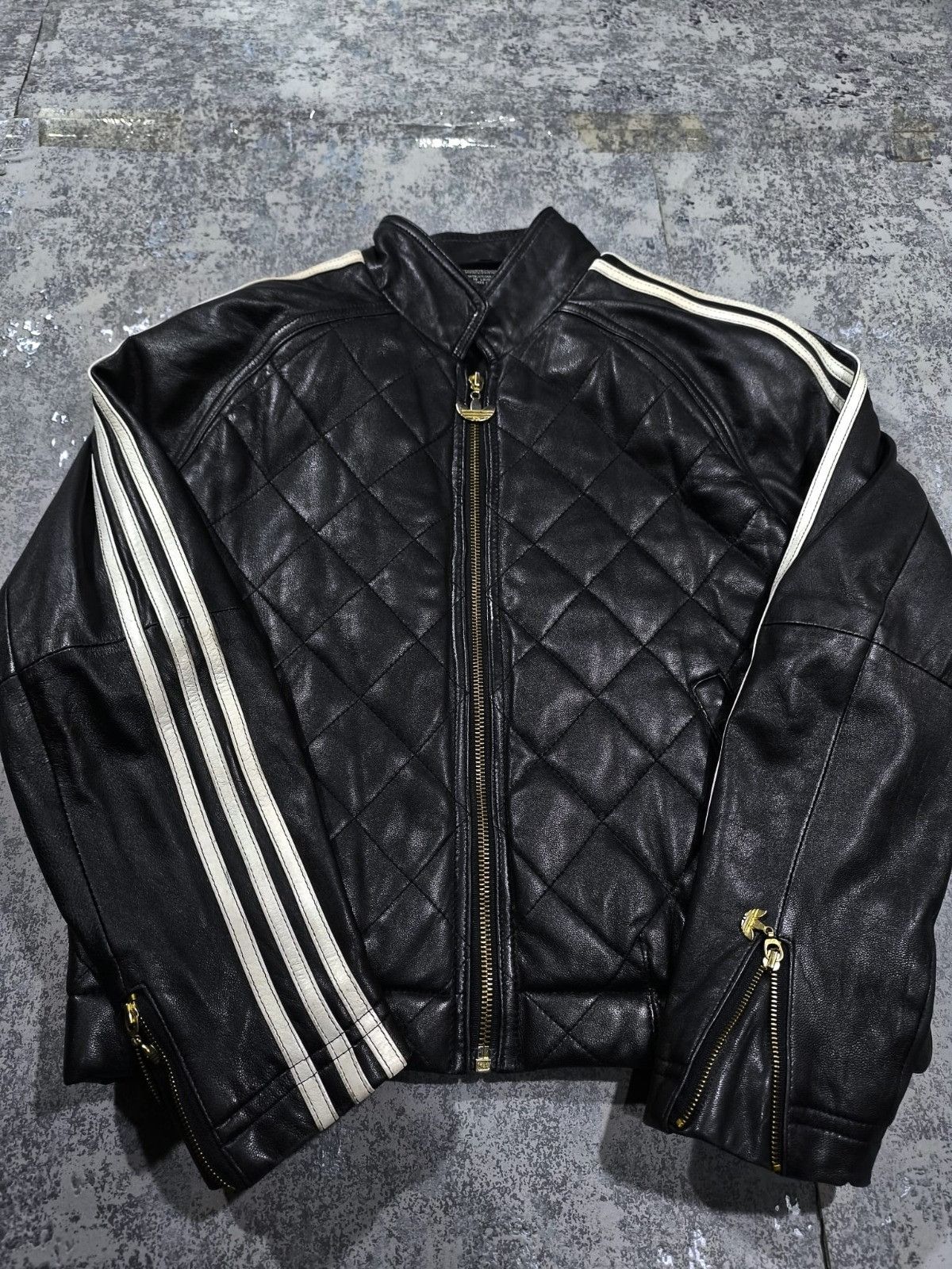 Adidas vintage Adidas three-stripe leather crop bomber jacket Size M / US 6-8 / IT 42-44 - 6 Thumbnail
