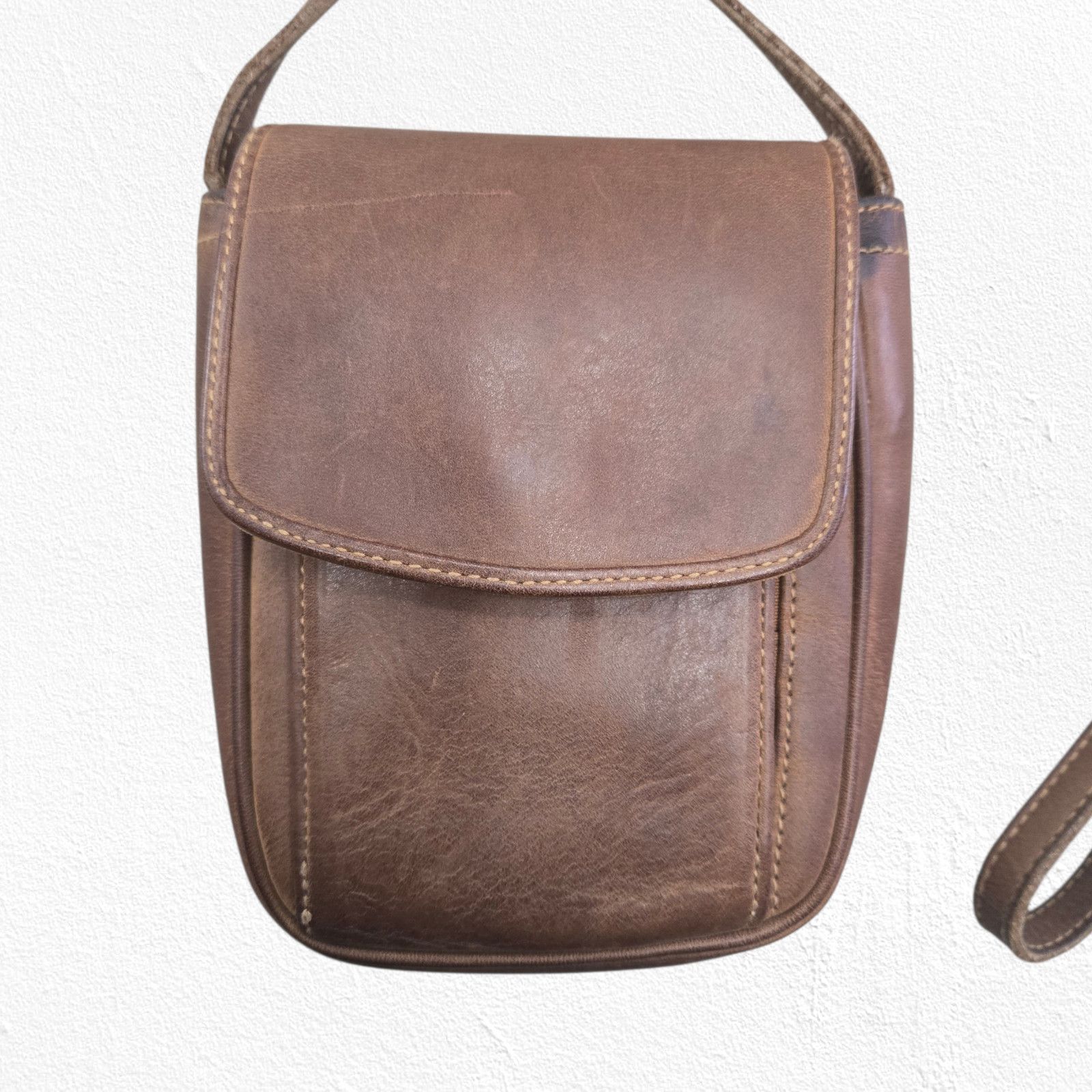 G.H. Bass & Co. Vintage 90s Leather Crossbody Bag Size ONE SIZE - 4 Thumbnail