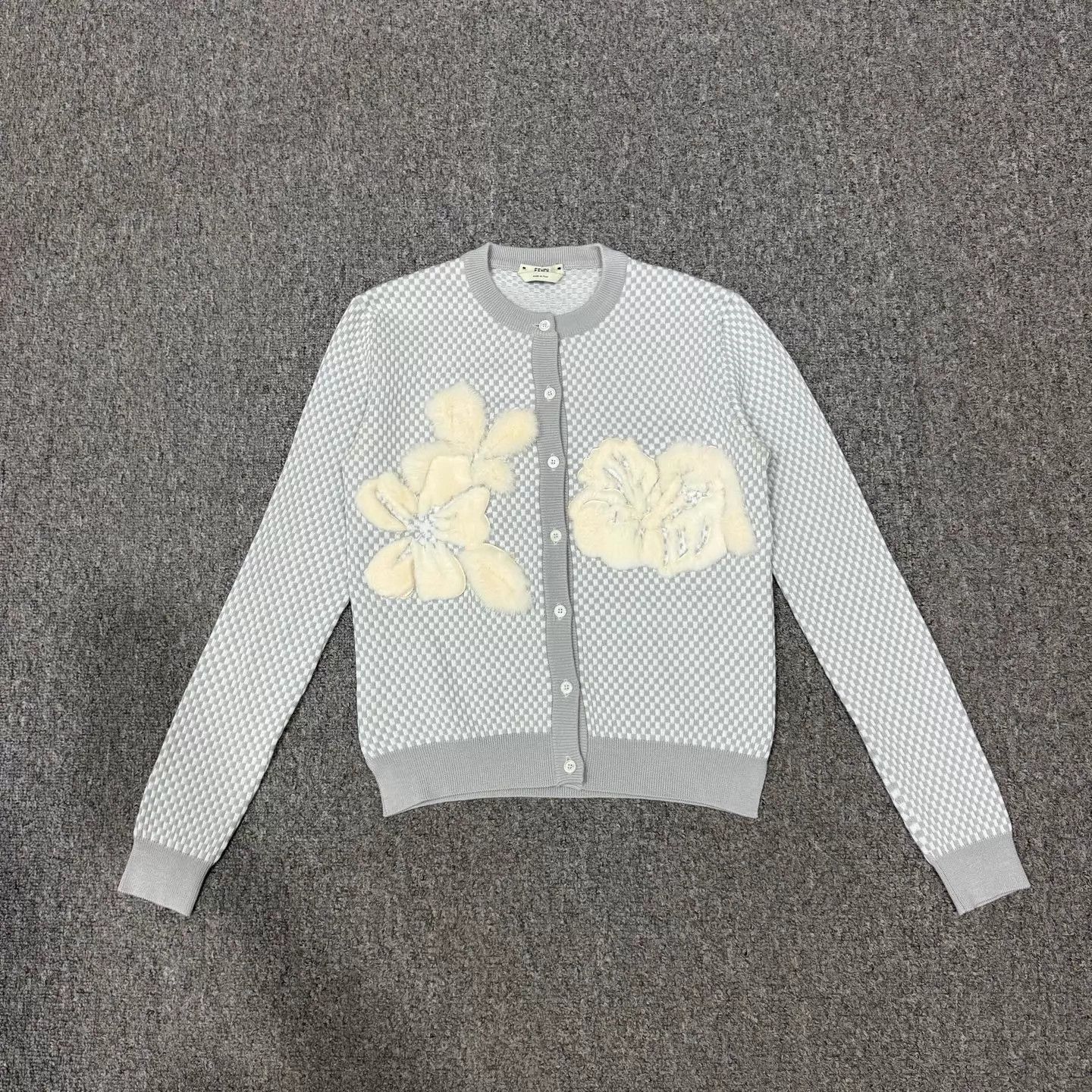 Fendi Fendi color blocked floral knit cardigan 36 99 new Size XS / US 0-2 / IT 36-38 - 1 Thumbnail