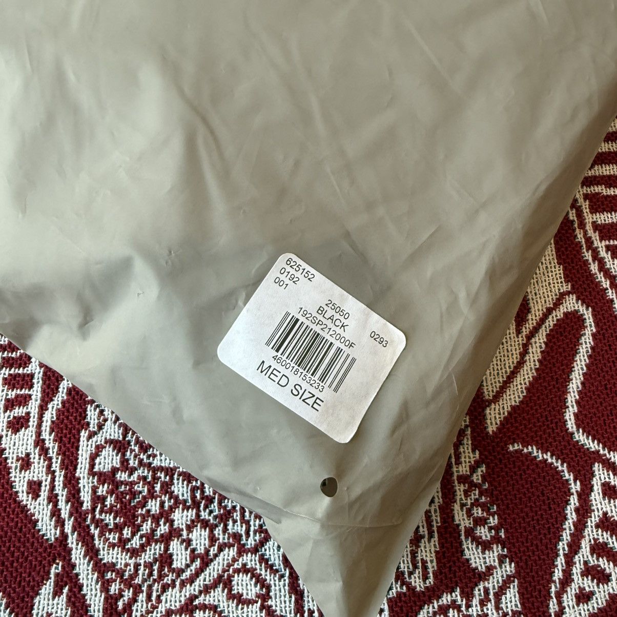 Fear of God SS21 Fear of God Essentials Pull-Over Hoodie Black Size M Size US M / EU 48-50 / 2 - 13 Thumbnail