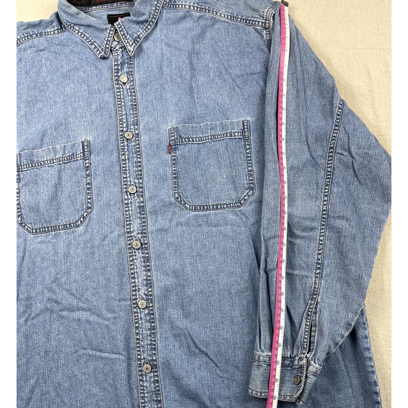 Levi's VINTAGE Levi's Red Tab Denim Shirt XL Blue Long Sleeve Button-Up Pockets 90s Mens Size US XL / EU 56 / 4 - 5 Thumbnail