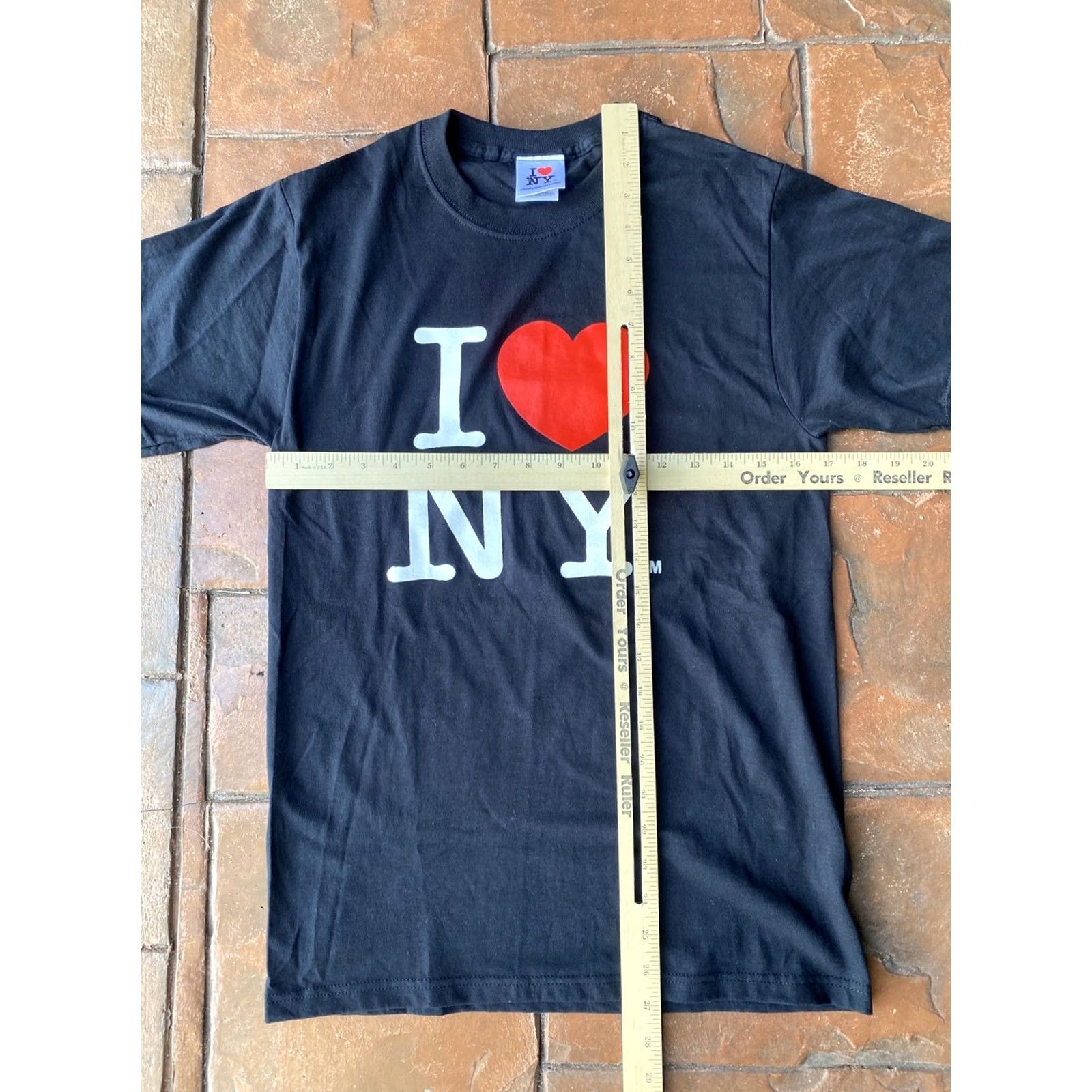 Fruit Of The Loom VINTAGE I Love NY Heart Official Tourist Black T-Shirt S Mens 90s New York Fruit of the Loom Size US S / EU 44-46 / 1 - 4 Thumbnail