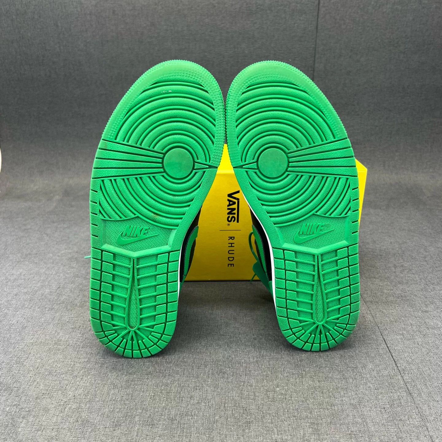 Other Air Jordan 1 Low 'Black Green' Size 42 w/ Box Size US 9 / EU 42 - 6 Thumbnail