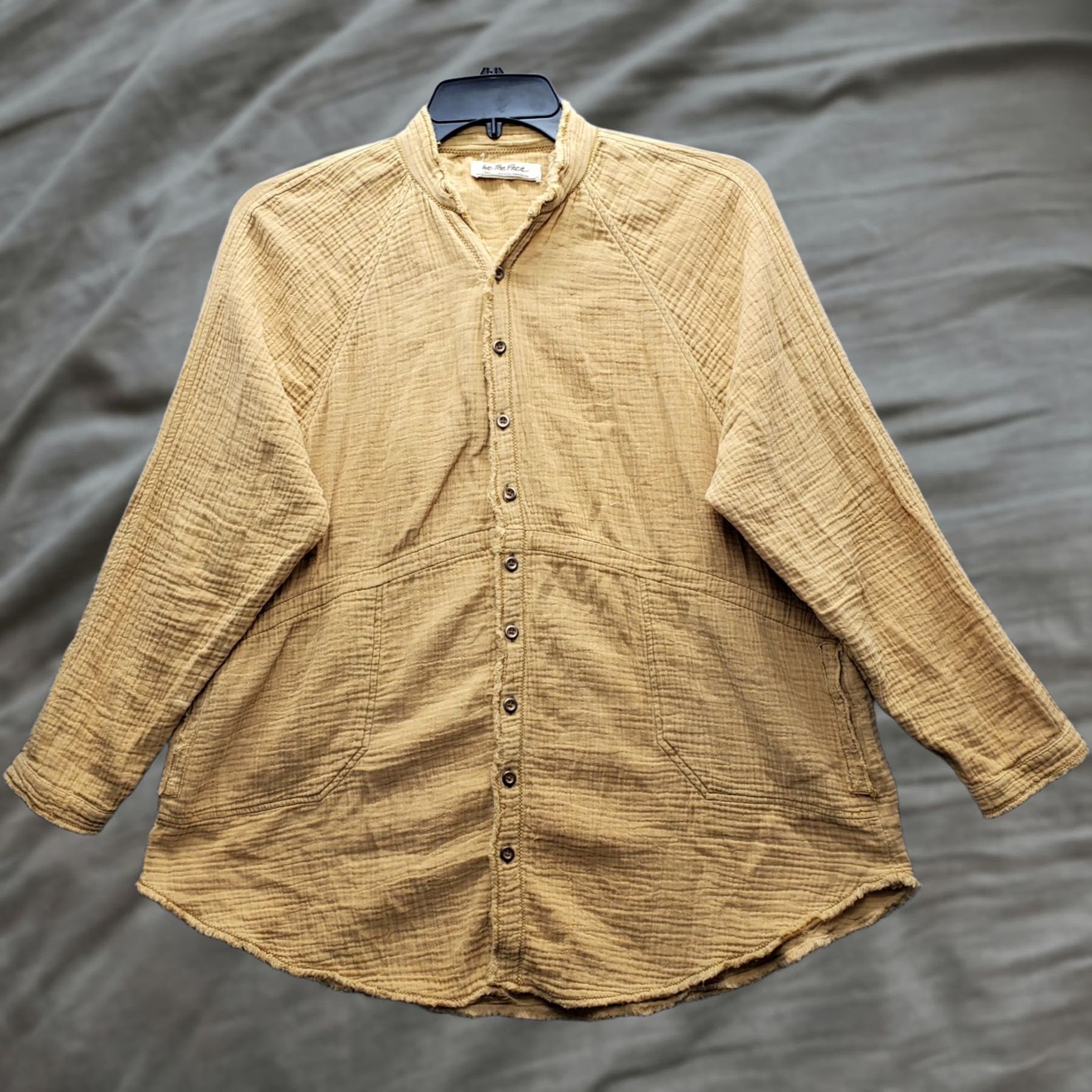Vintage We The Free Frayed Shirt Womens XS Tan Textured Long Sleeve Pocket Button Front Size XS / US 0-2 / IT 36-38 - 1 Thumbnail
