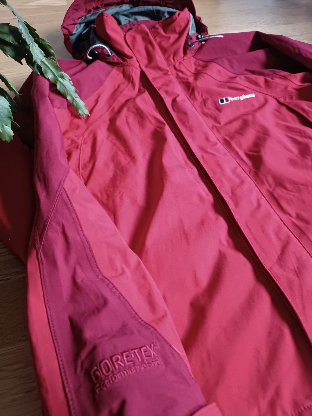 Berghaus Men’s jacket Berghaus gore-tex Size US S / EU 44-46 / 1 - 4 Thumbnail
