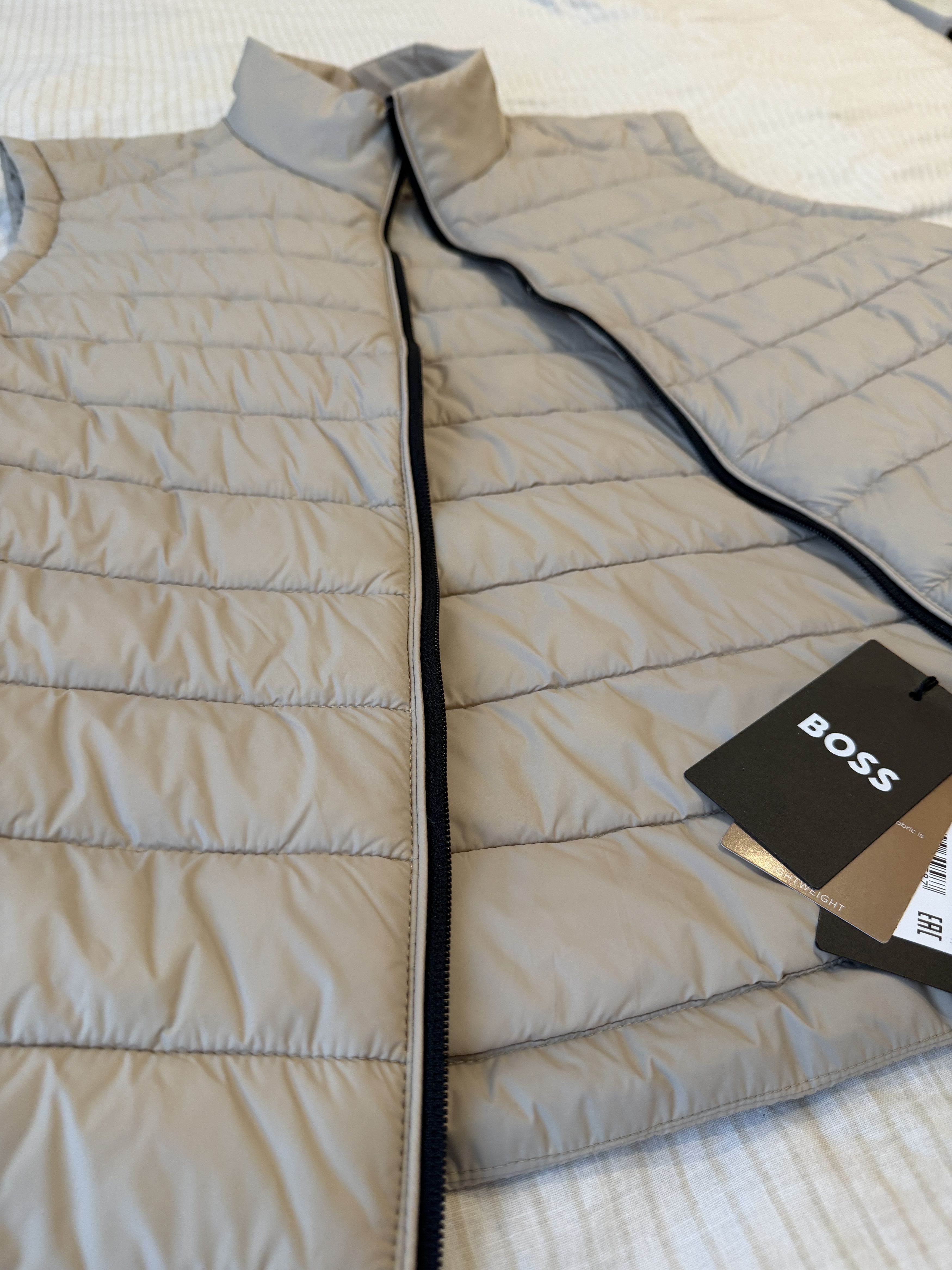 Hugo Boss HUGO BOSS Calano Quilted Puffer Vest Black NWT Size US M / EU 48-50 / 2 - 1 Thumbnail