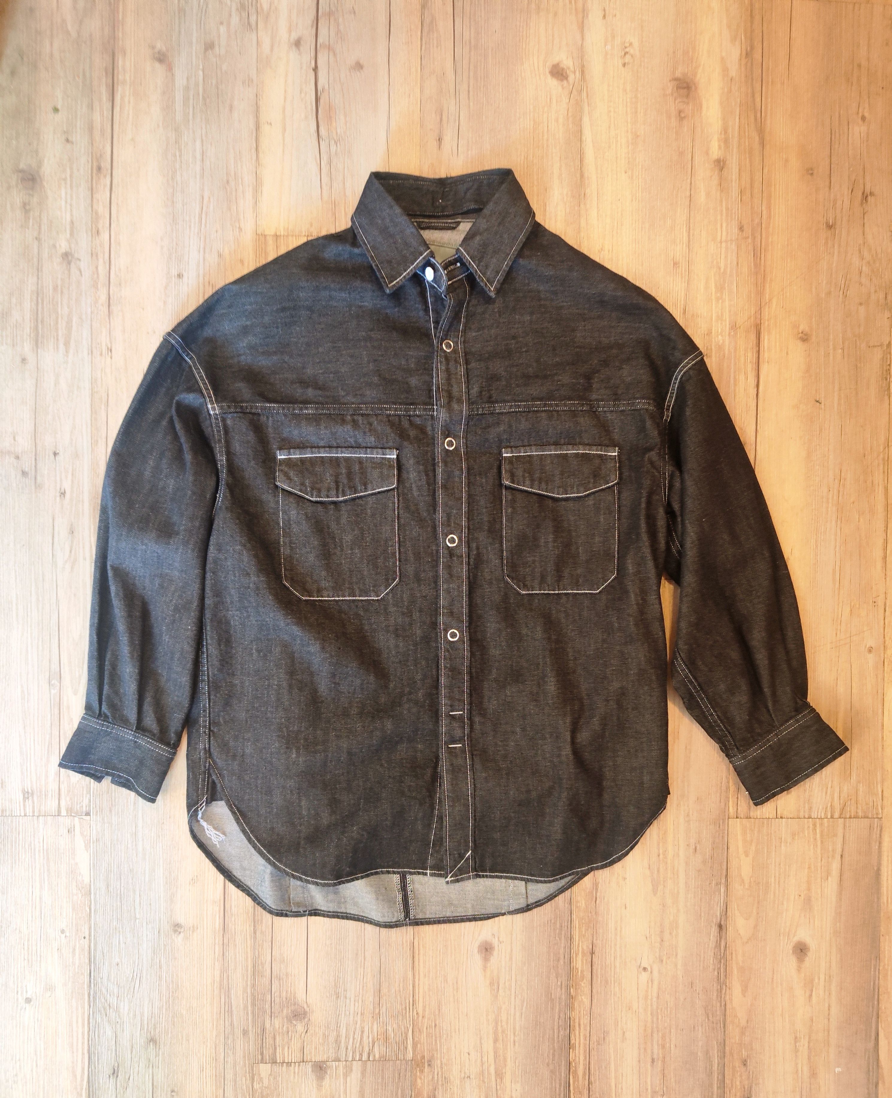 Visvim Public Tokyo SHIOTA denim shirt.Like Sacai or Neighborhood Size US S / EU 44-46 / 1 - 6 Thumbnail