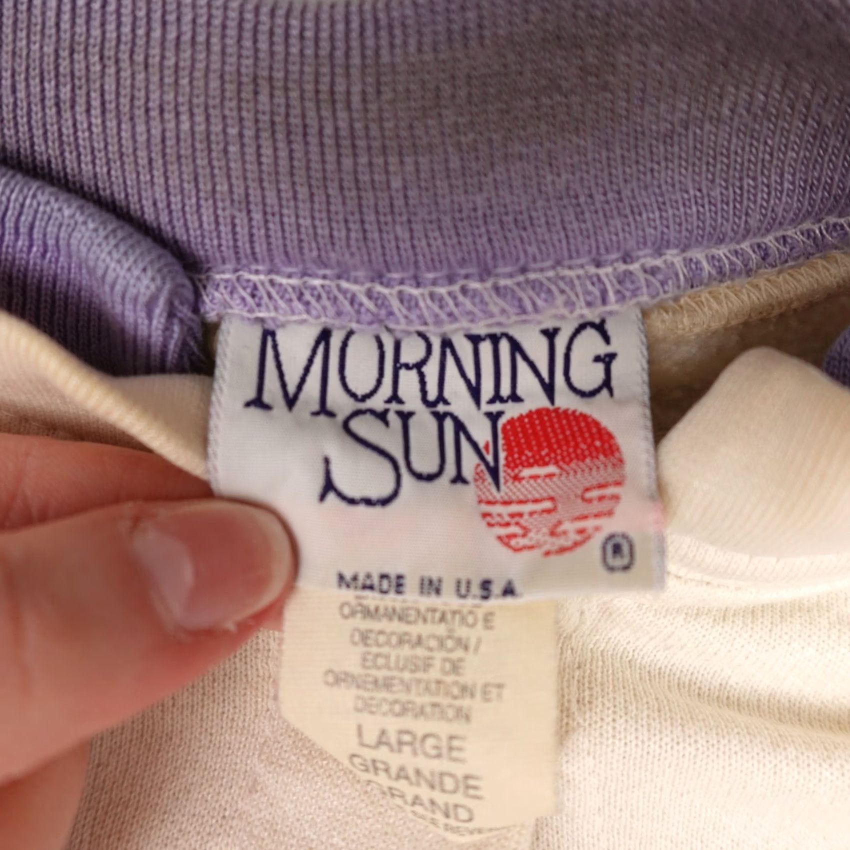 Vintage VINTAGE Morning Sun Cardigan Sweater Womens Large White Bees Flowers Grandma USA Size L / US 10 / IT 46 - 2 Thumbnail