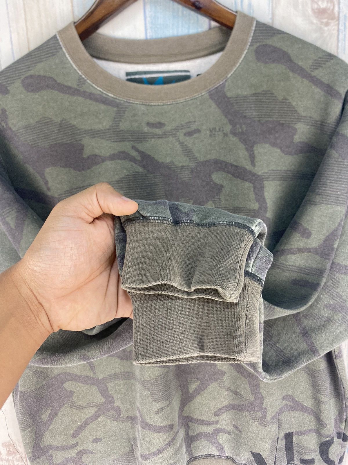 Vintage × Volcom Vintage Volcomscout Camouflage Sweatshirt Size US M / EU 48-50 / 2 - 8 Thumbnail