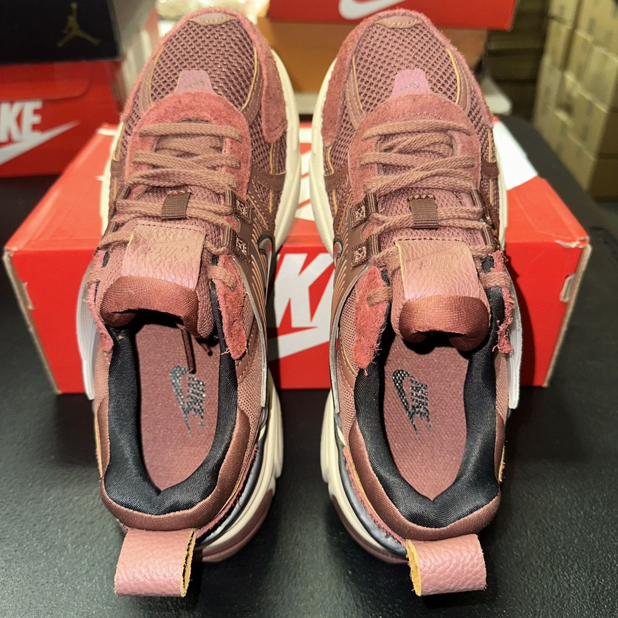 Nike Size 7.5W - Nike V2K Run Red Sepia Dark Pony FN6703-201 Size US 7.5 / IT 37.5 - 3 Thumbnail