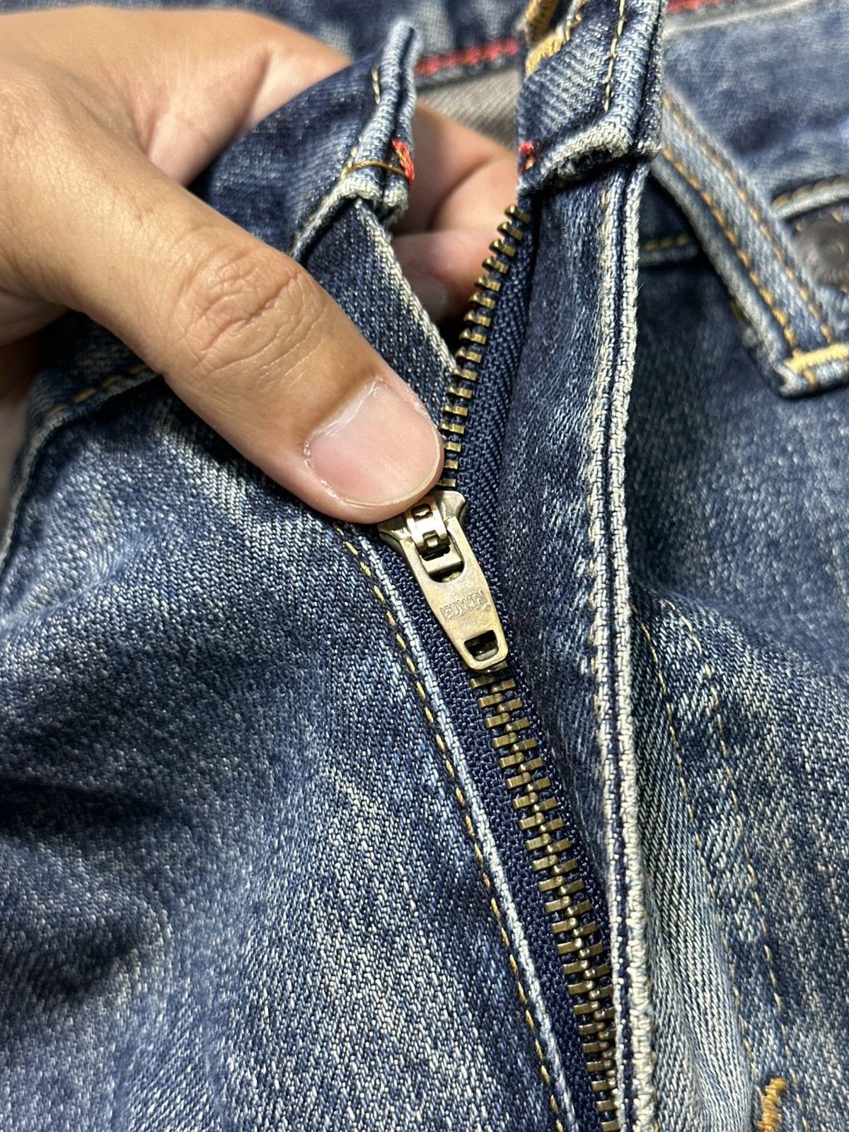 Undercover × Uniqlo 2000s Edwin Mud Washed Denim 405 Size US 33 - 10 Thumbnail