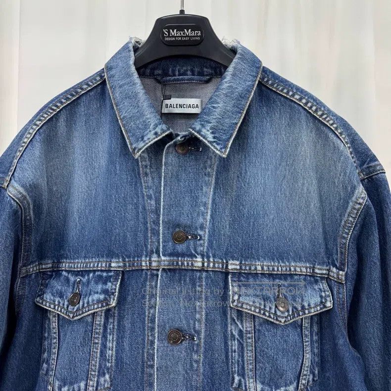 Balenciaga Balenciaga Back Letter Denim Jacket Size XS / US 0-2 / IT 36-38 - 3 Thumbnail