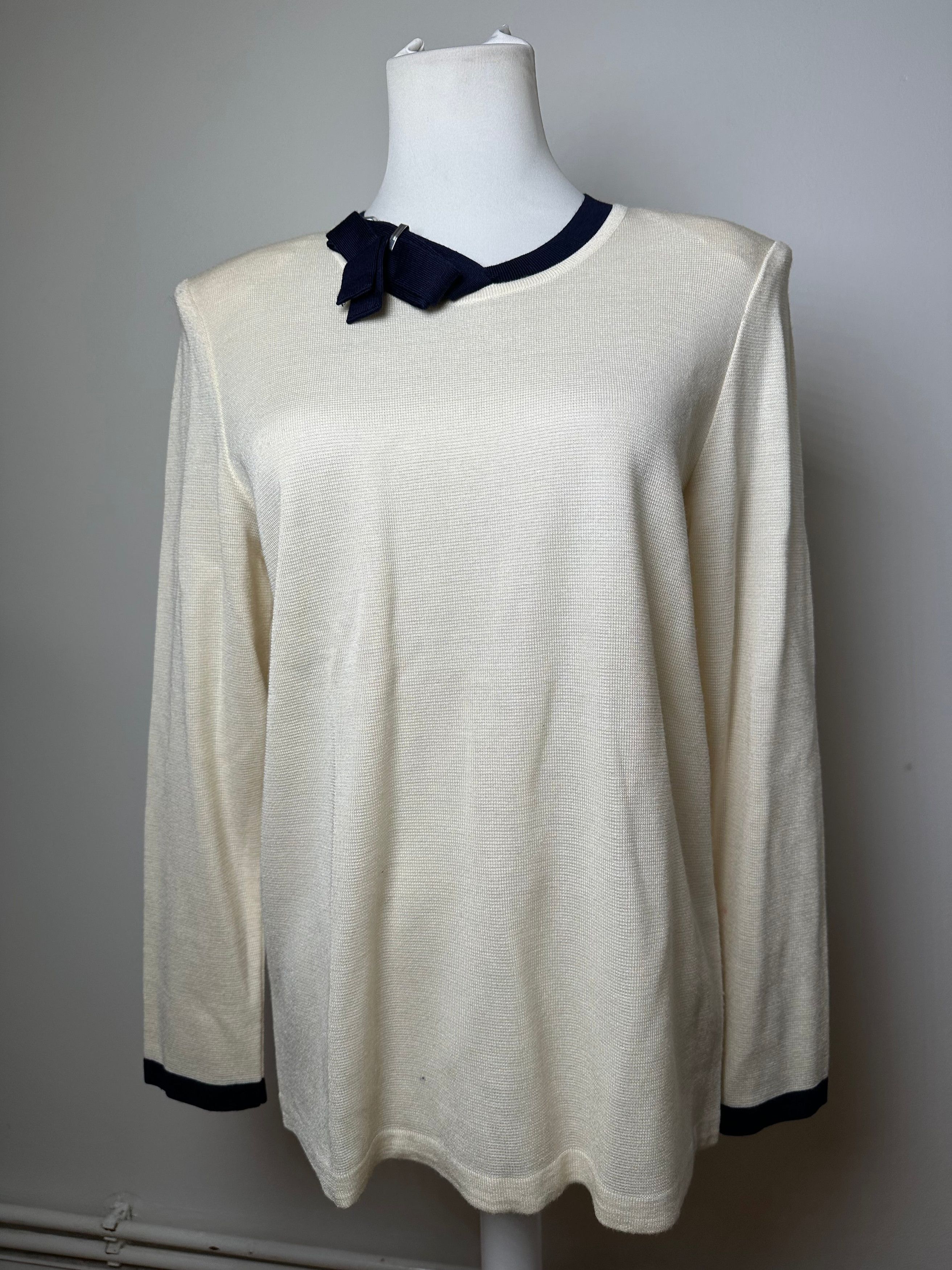 Yves Saint Laurent Vintage Wool Sweater Cream Navy M Size M / US 6-8 / IT 42-44 - 1 Thumbnail