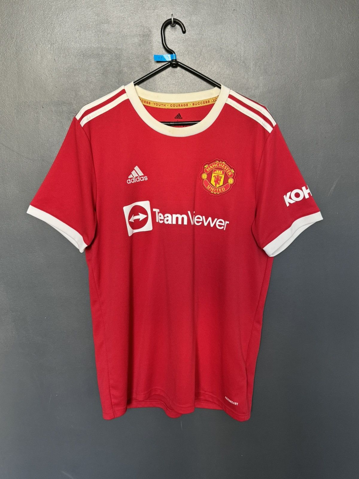 Adidas sticky prints Manchester United 21/22 Home Ronaldo Jersey Size US L / EU 52-54 / 3 - 2 Thumbnail