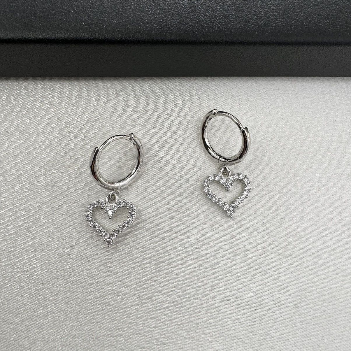 Other CZ Love Heart Dangle Drop Earrings for Women Size ONE SIZE - 1 Thumbnail