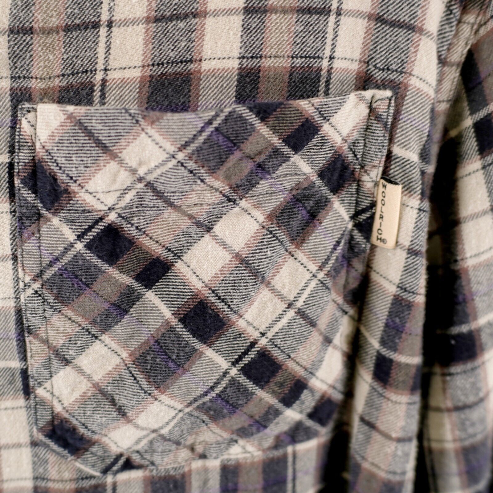 Woolrich Woolen Mills Woolrich Plaid Blue Tan Large Flannel Cotton Button Down Lon Size US L / EU 52-54 / 3 - 3 Thumbnail