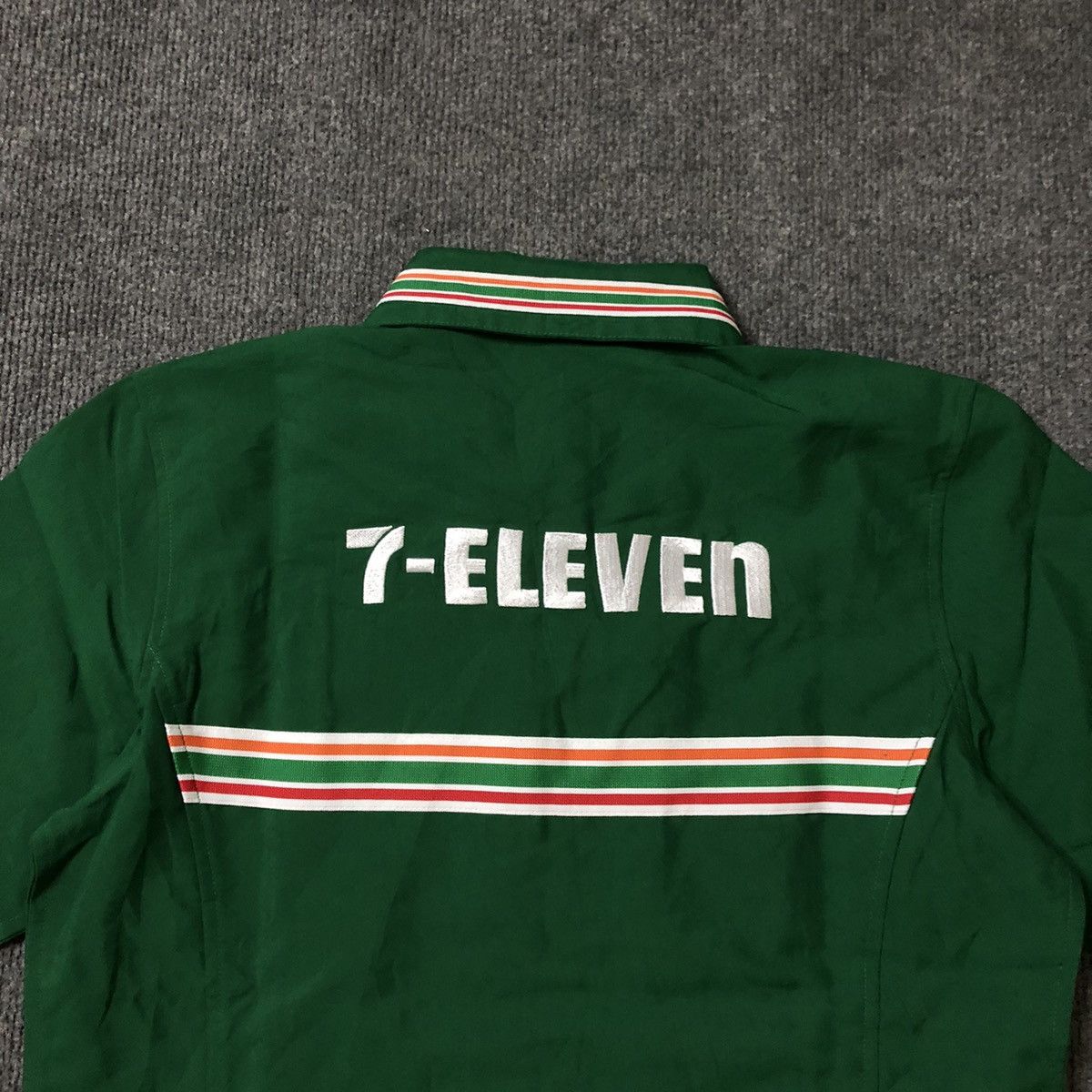 Japanese Brand Vintage 7 Eleven Convinient Japan Store Worker Shirt Size US M / EU 48-50 / 2 - 9 Thumbnail