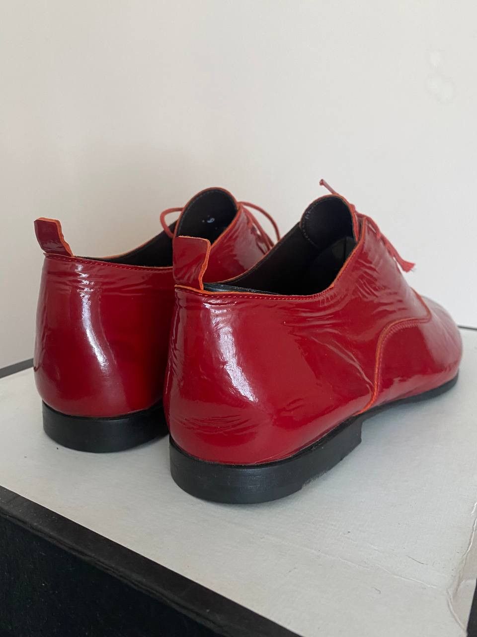 Heschung Heschung Patent Leather Cherry Red Size US 6 / EU 39 - 7 Thumbnail