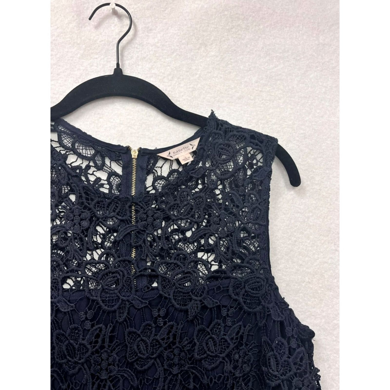 Nanette Lepore Nanette Lepore Womens Blouse Navy Floral Lace Sleeveless Top S Navy Size S / US 4 / IT 40 - 6 Thumbnail